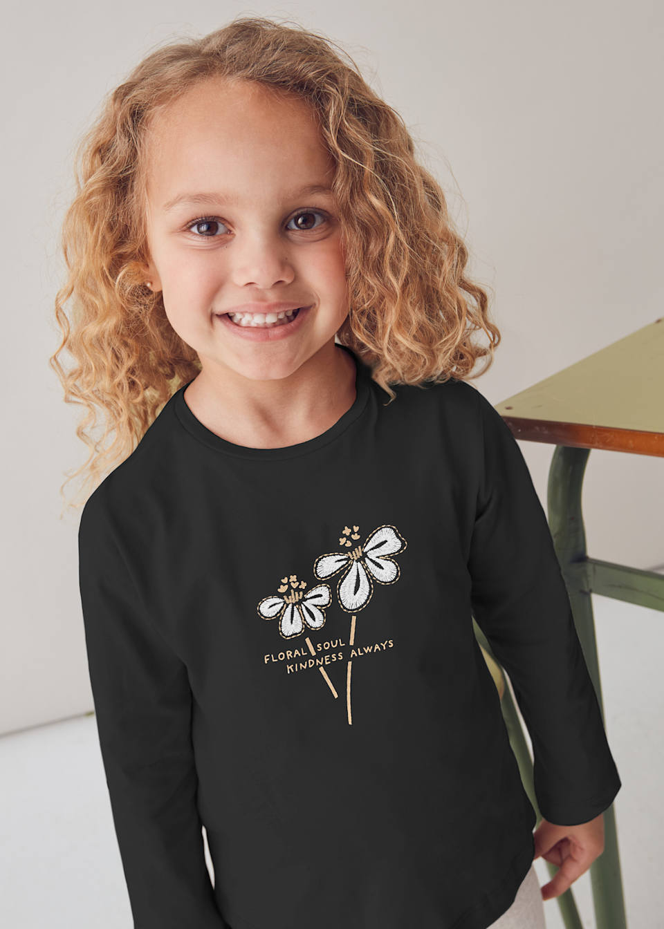 Girl Basic Flower T-Shirt