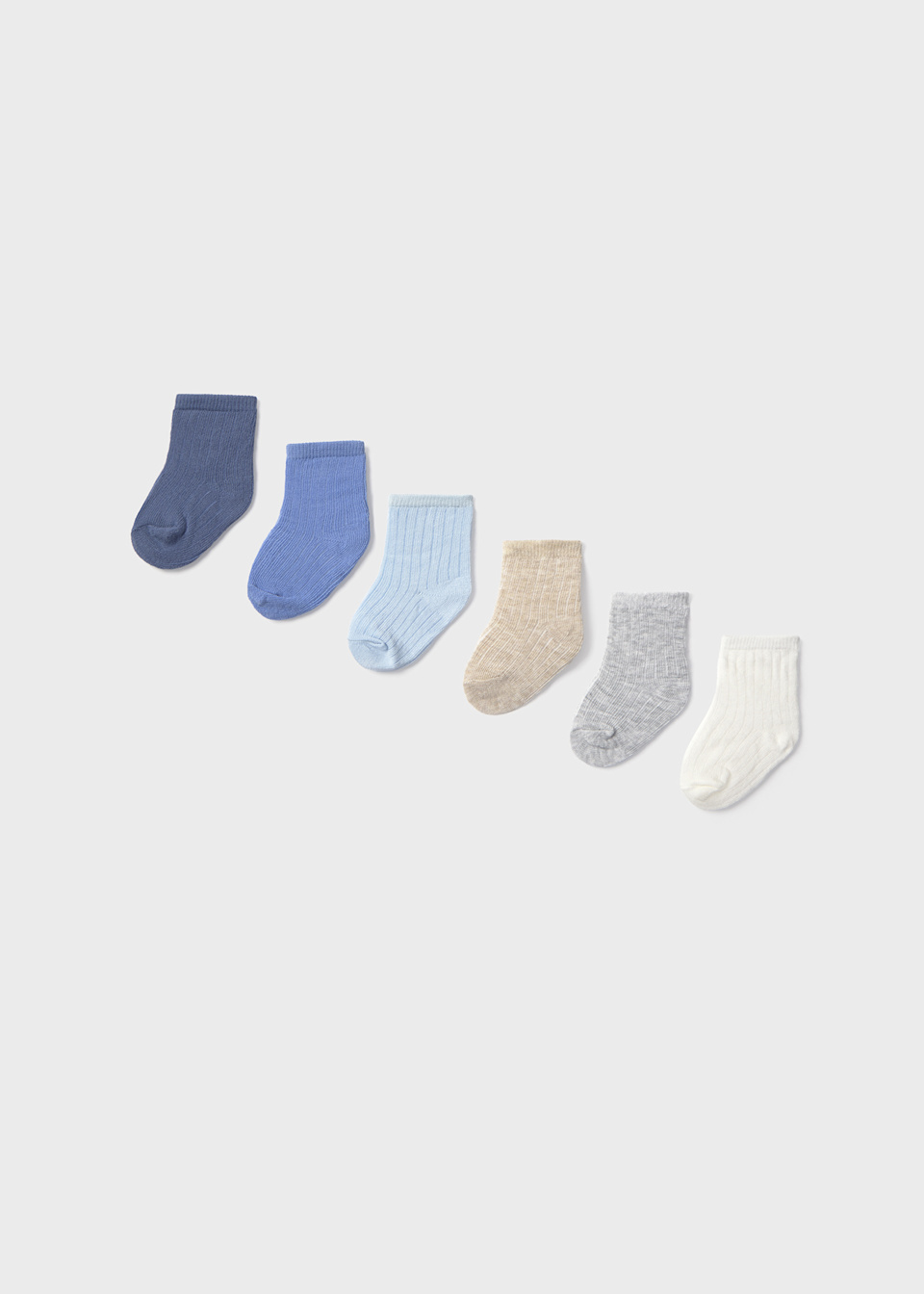 Newborn 6 pack of plain socks