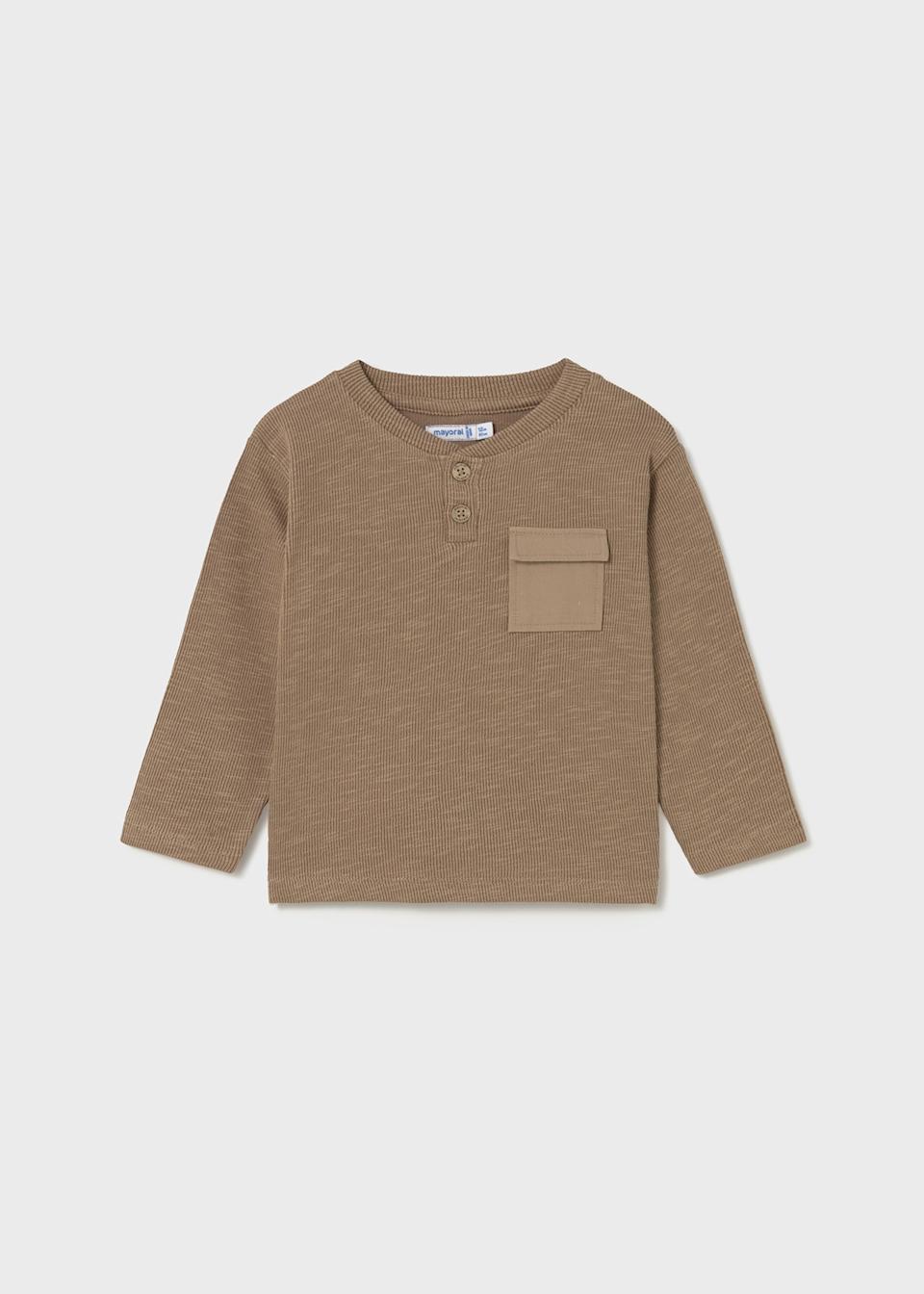Babys special knitted t-shirt
