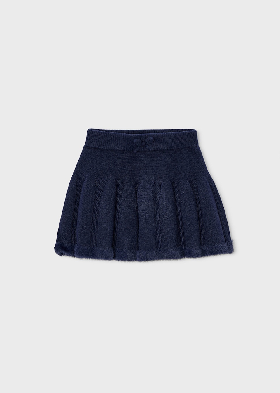 Girls knitted skirt