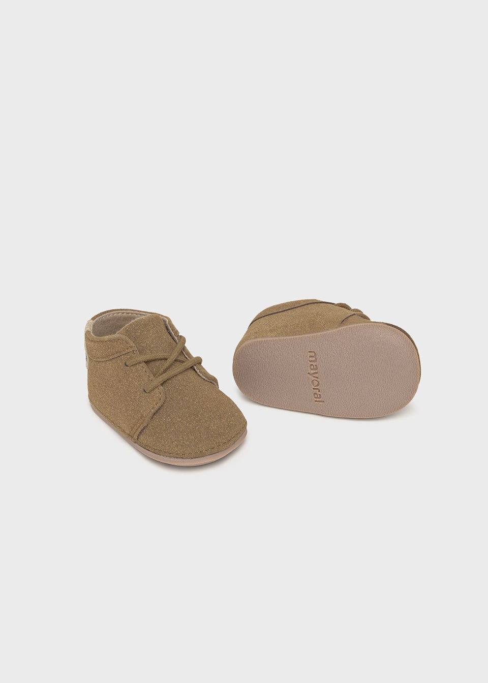 Newborn suede boot