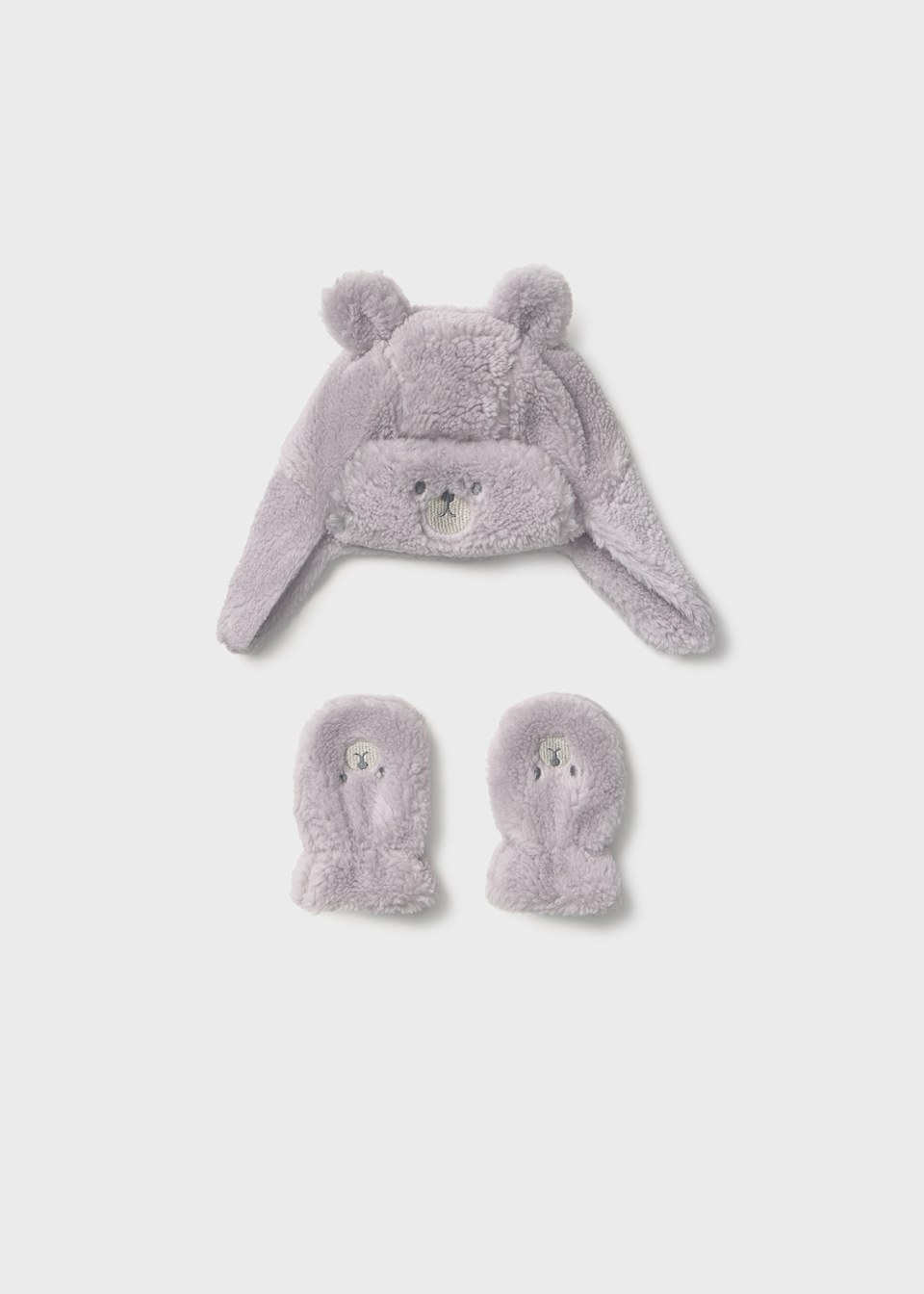 Baby bear hat and mittens set