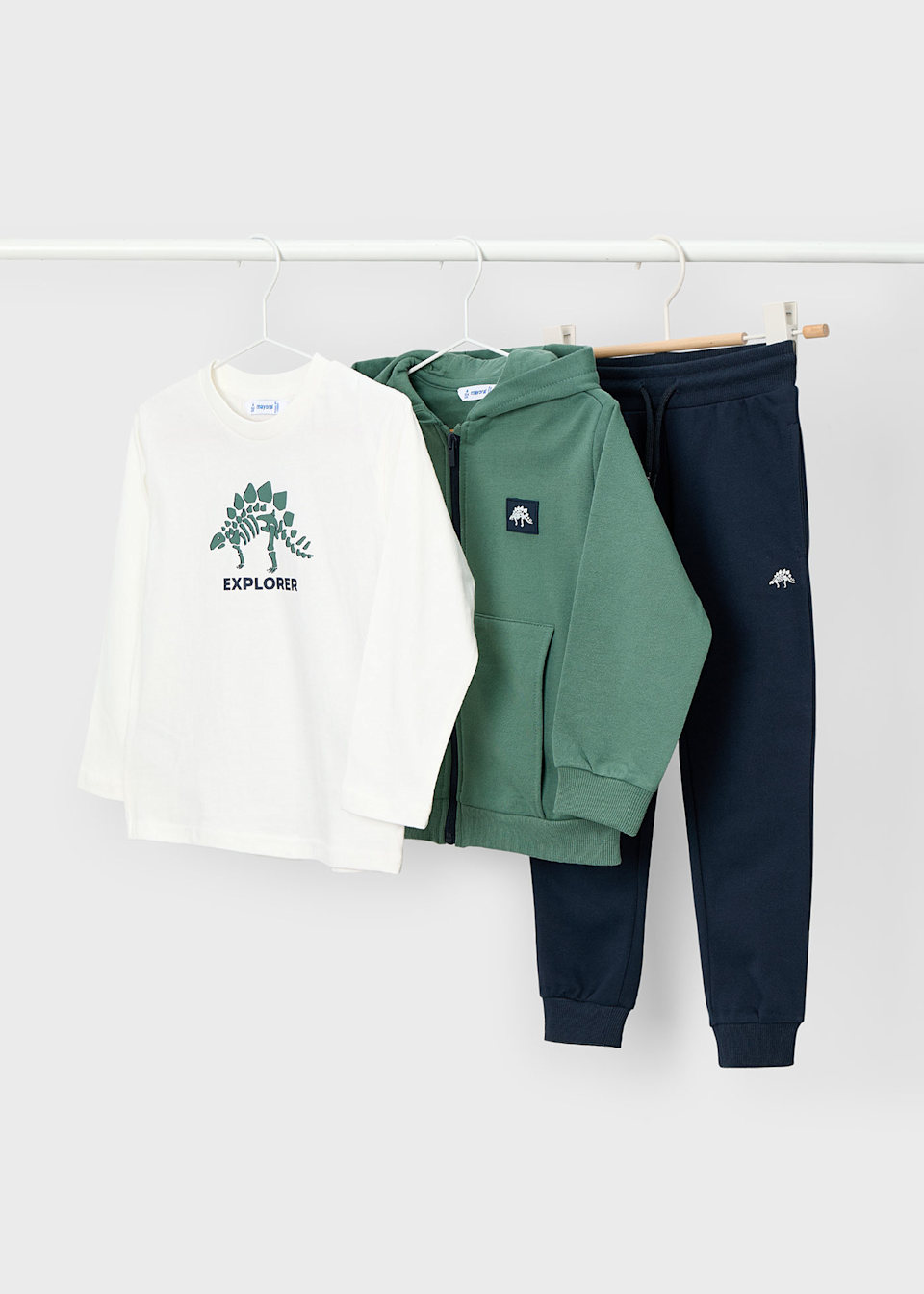 Boys tracksuit with t-shirt