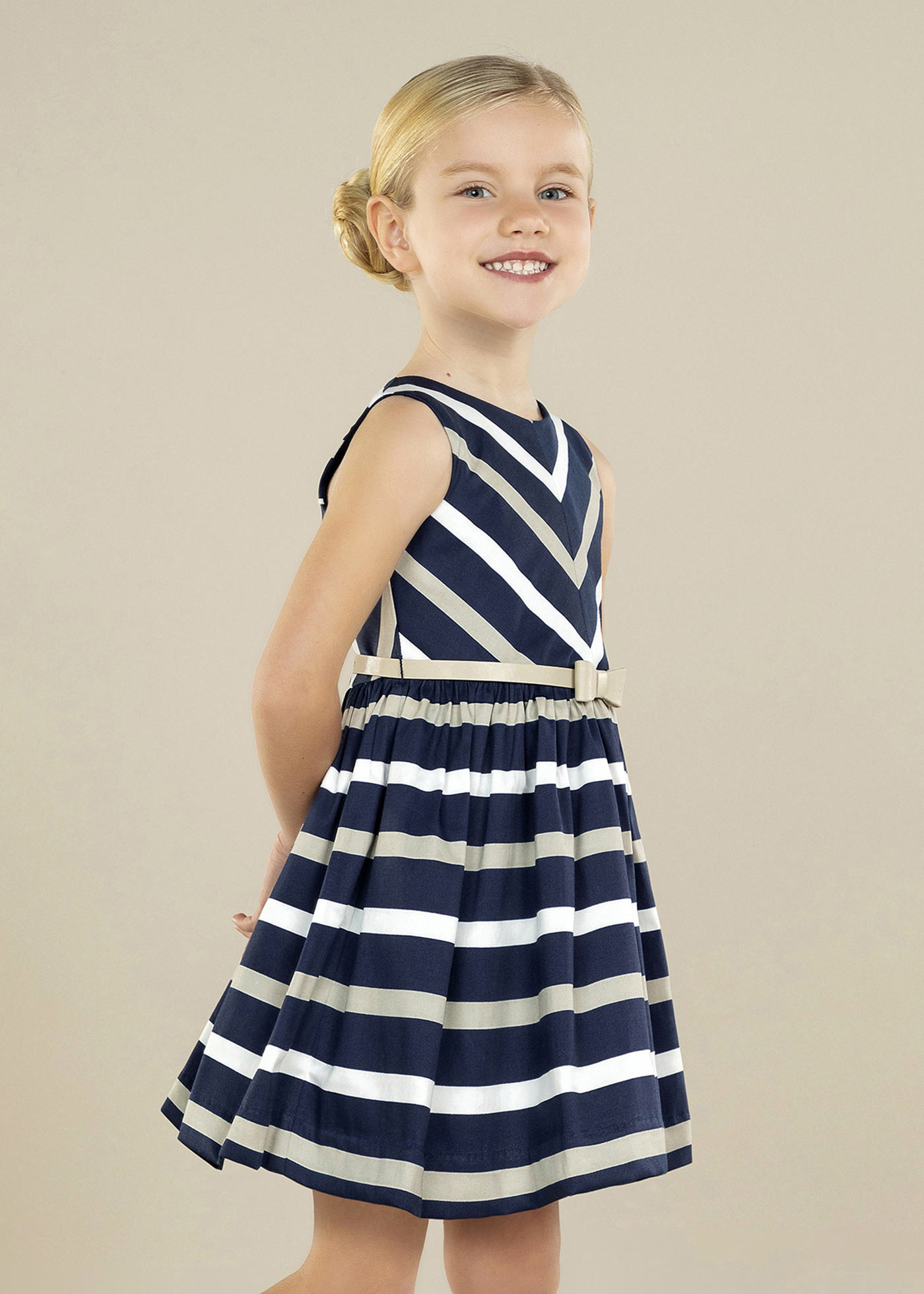 Vestito satin righe cintura bambina Blu | Mayoral