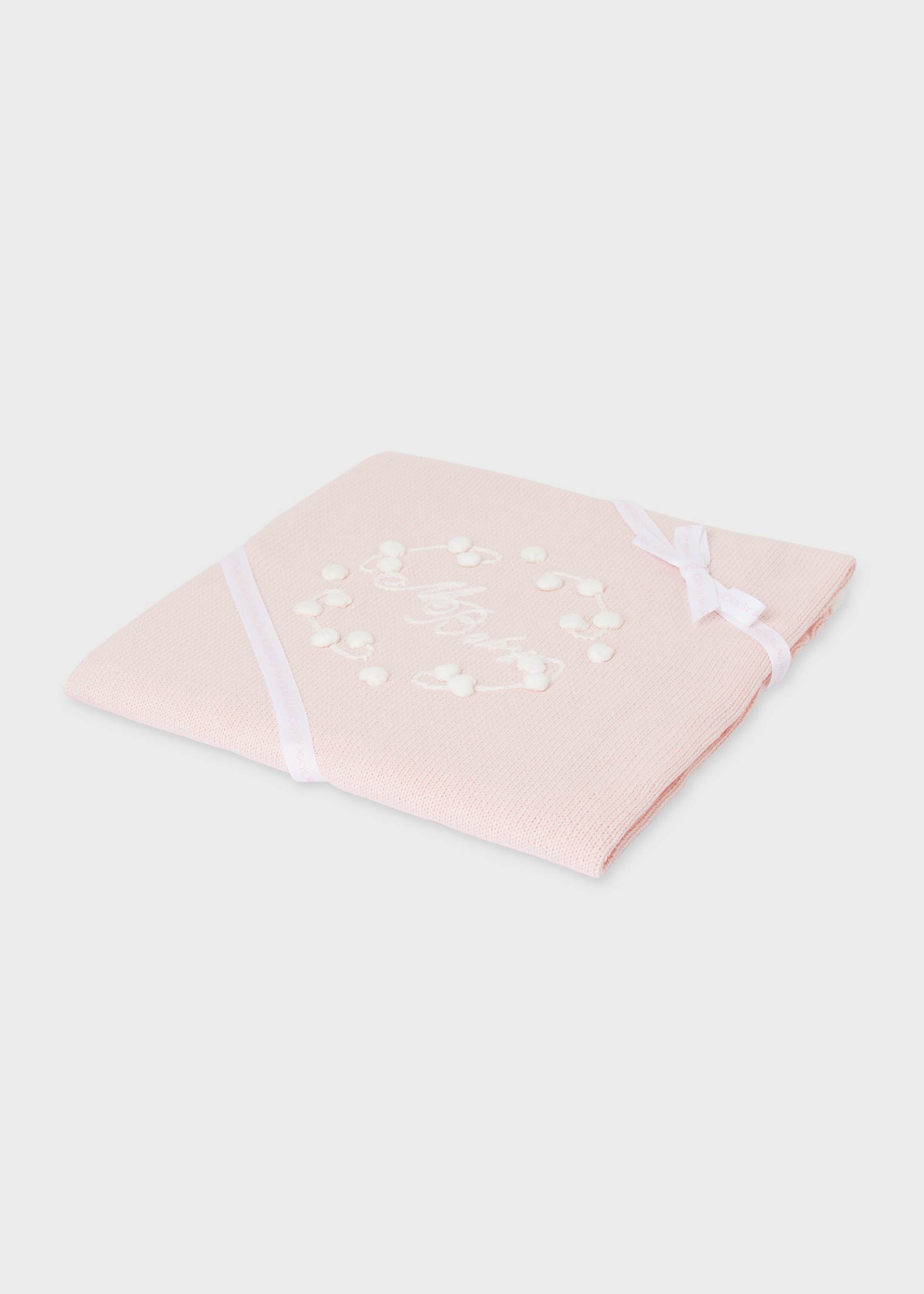 Couverture brodée