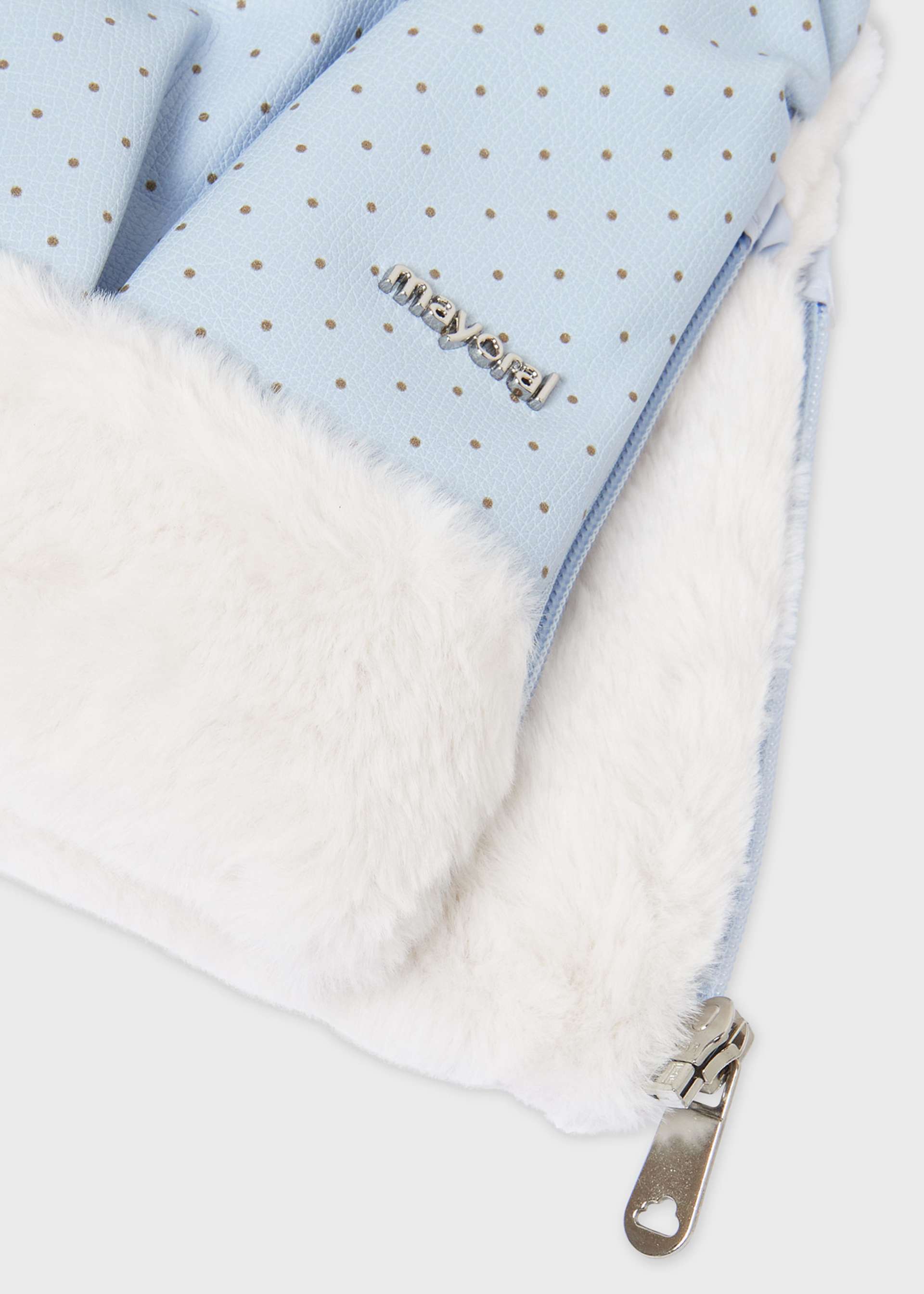 Polka-dot mittens for a pram