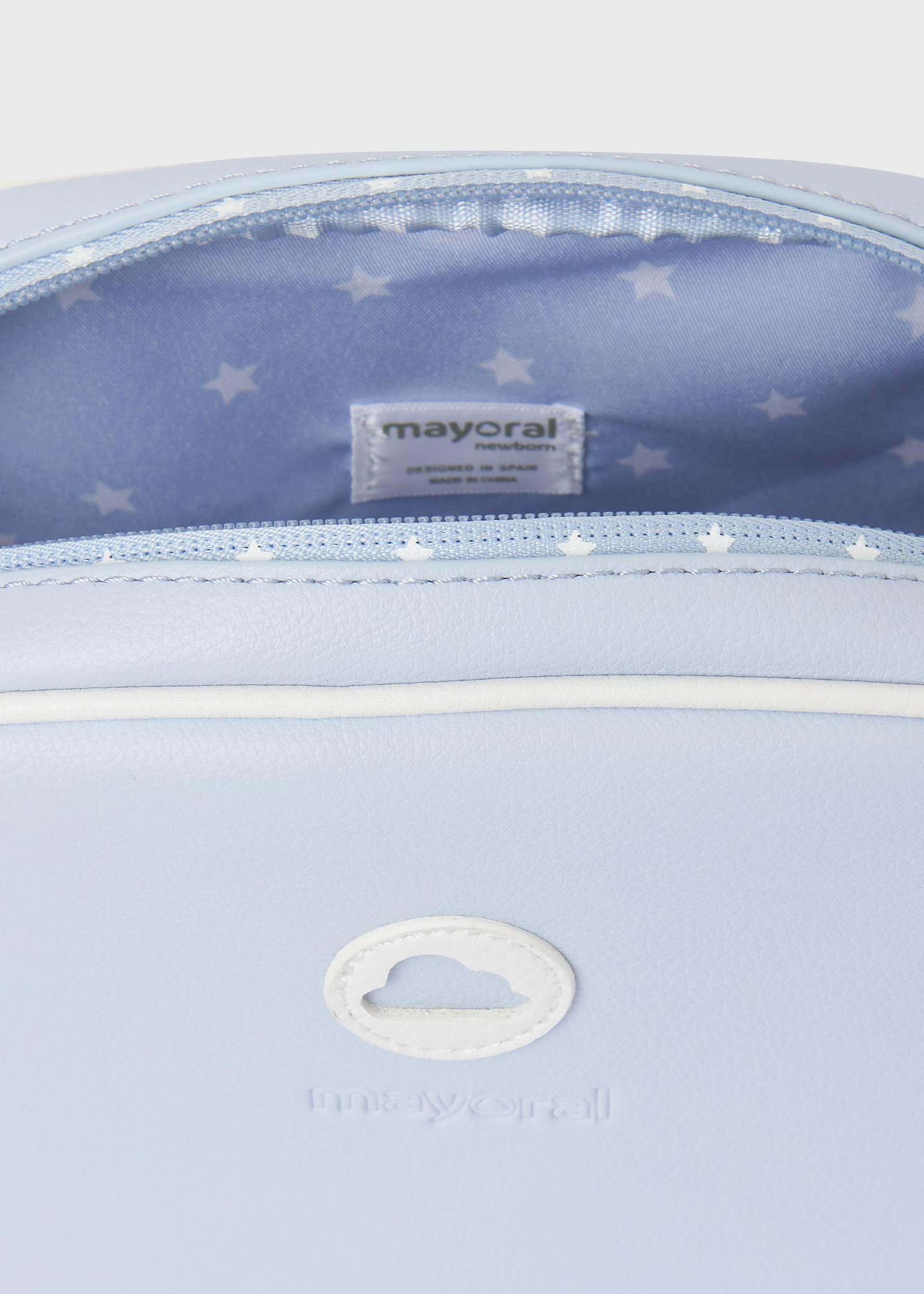 Trousse de toilette détail logo bébé Trousse de toilette détail logo bébé