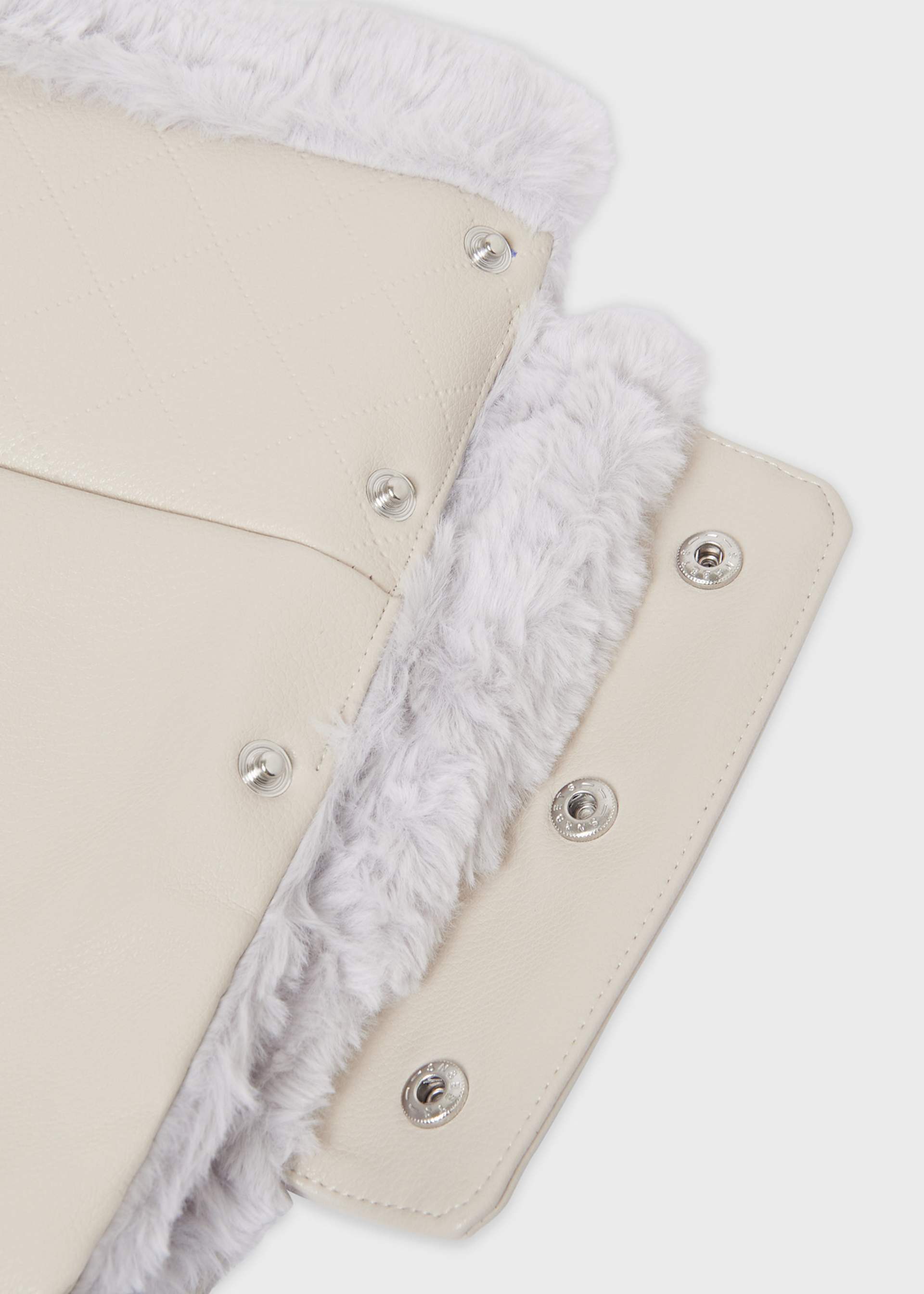 Complemento para carrinho bebé