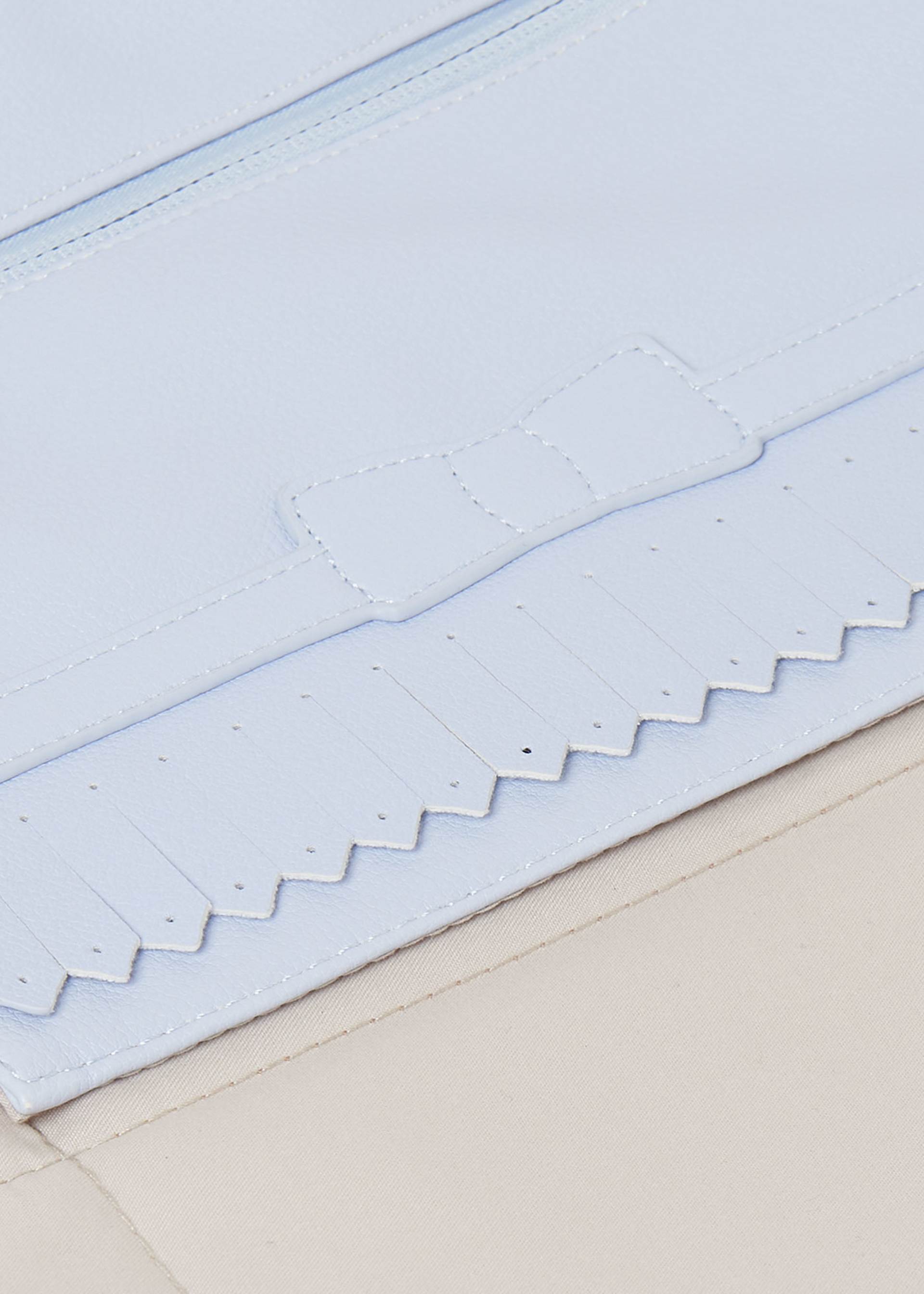 Portable baby changing mat with fringe Portable baby changing mat with fringe