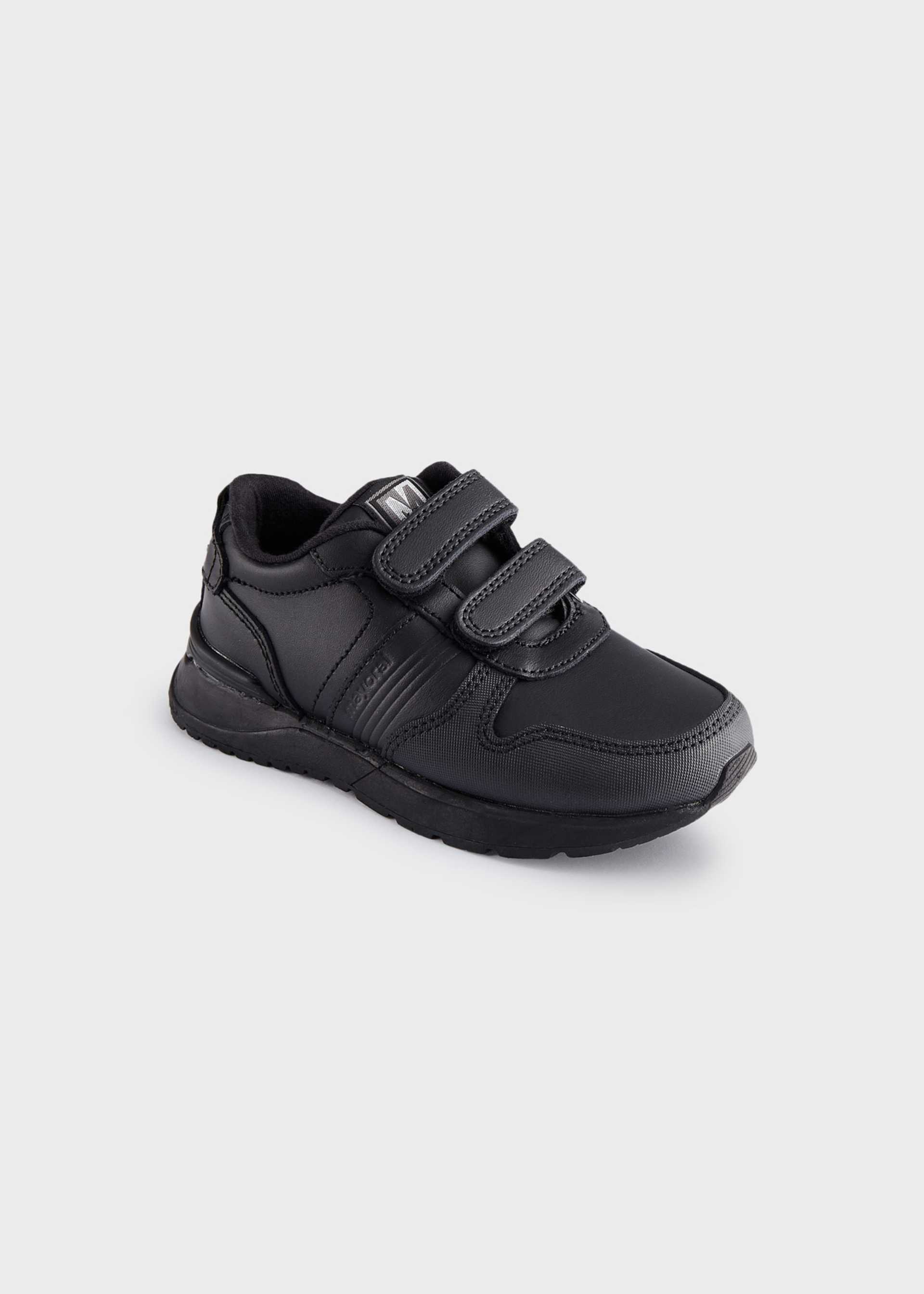 Tenis sport colegial piel