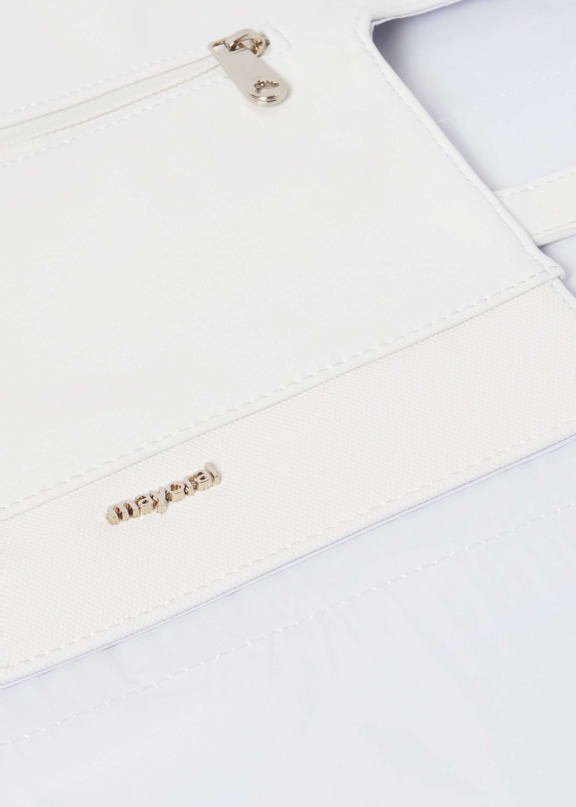 Подложка за преповиване за бебе