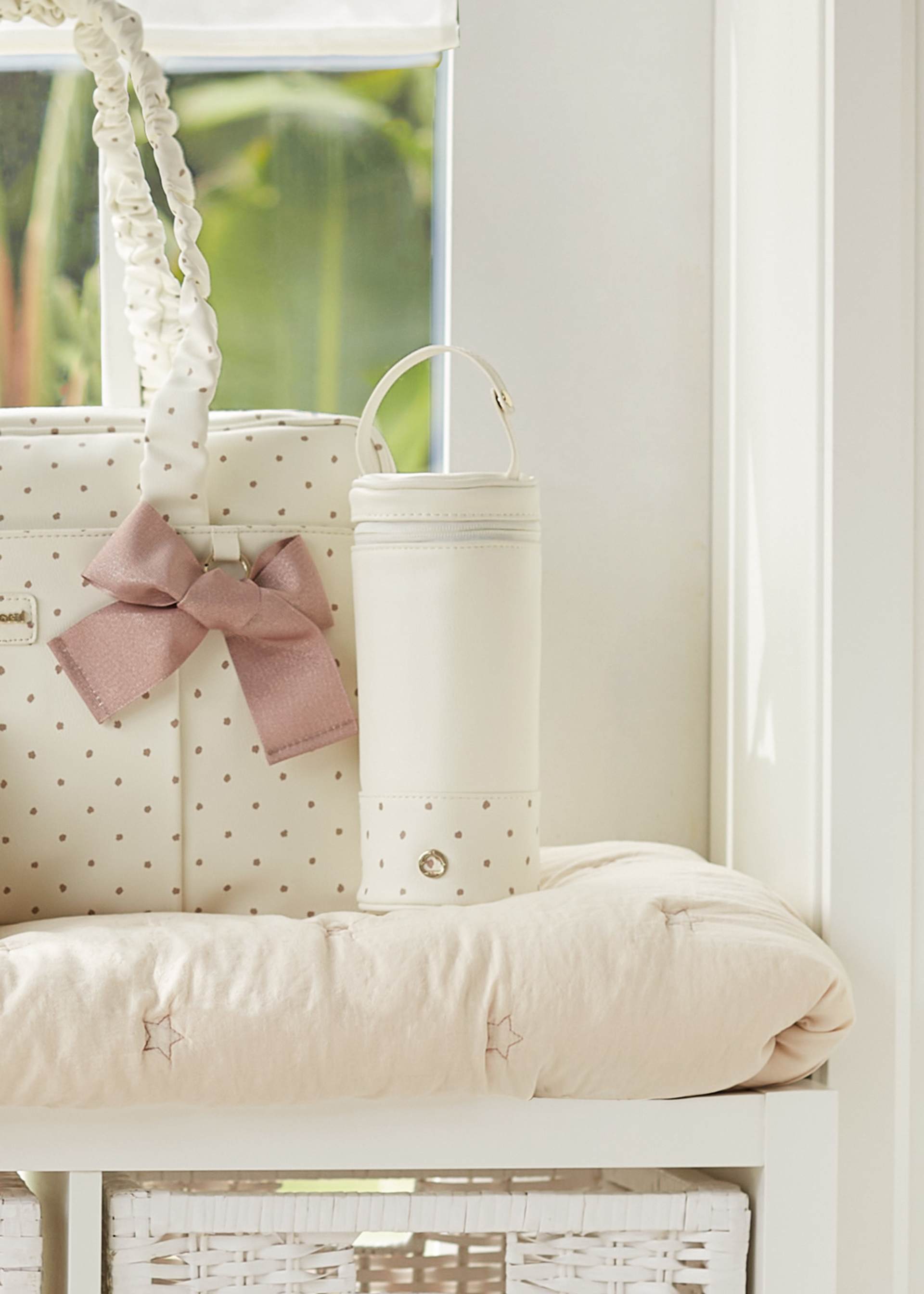 Porte biberon à pois bébé