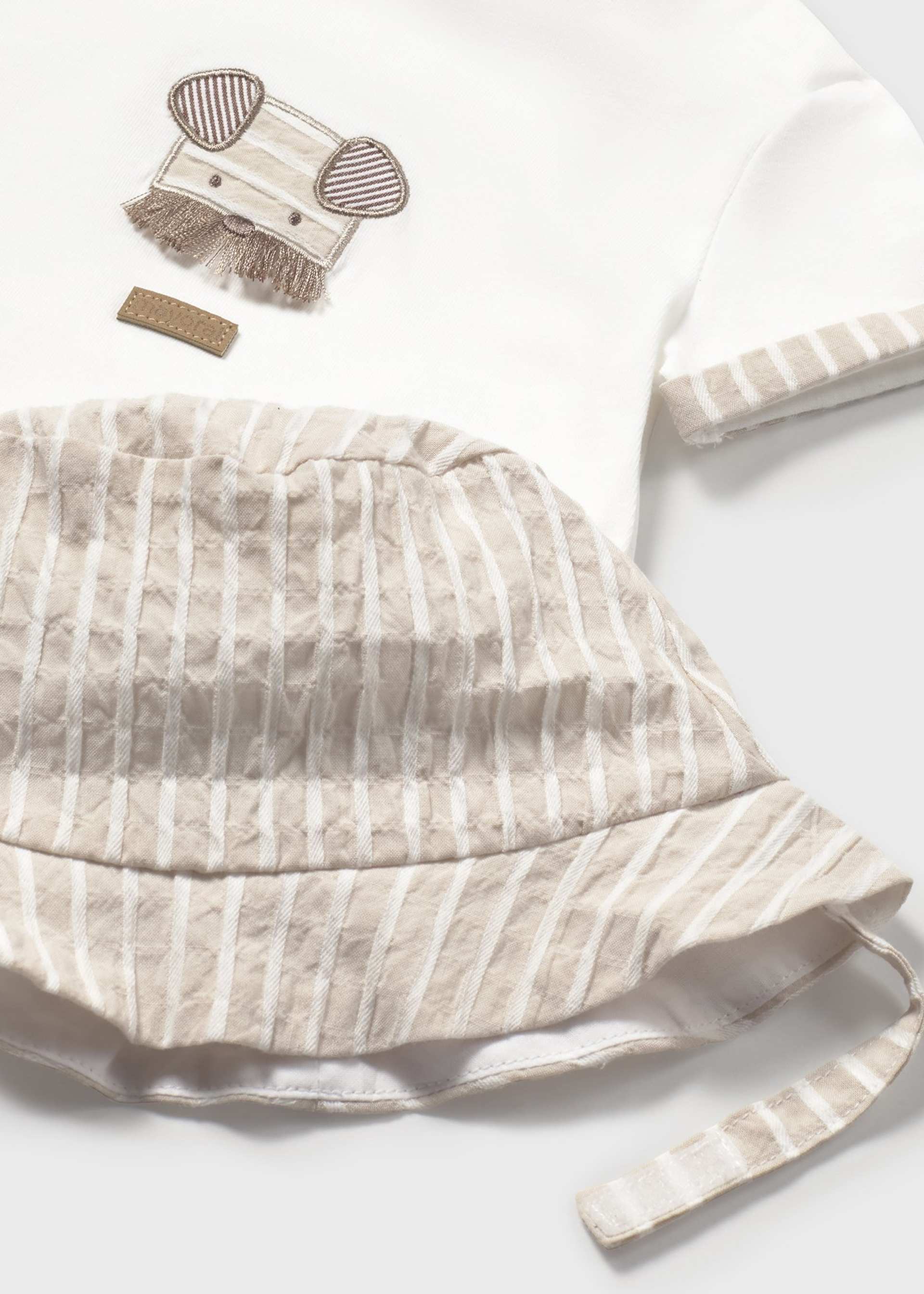 Newborn boy 3 piece set with hat Newborn boy 3 piece set with hat