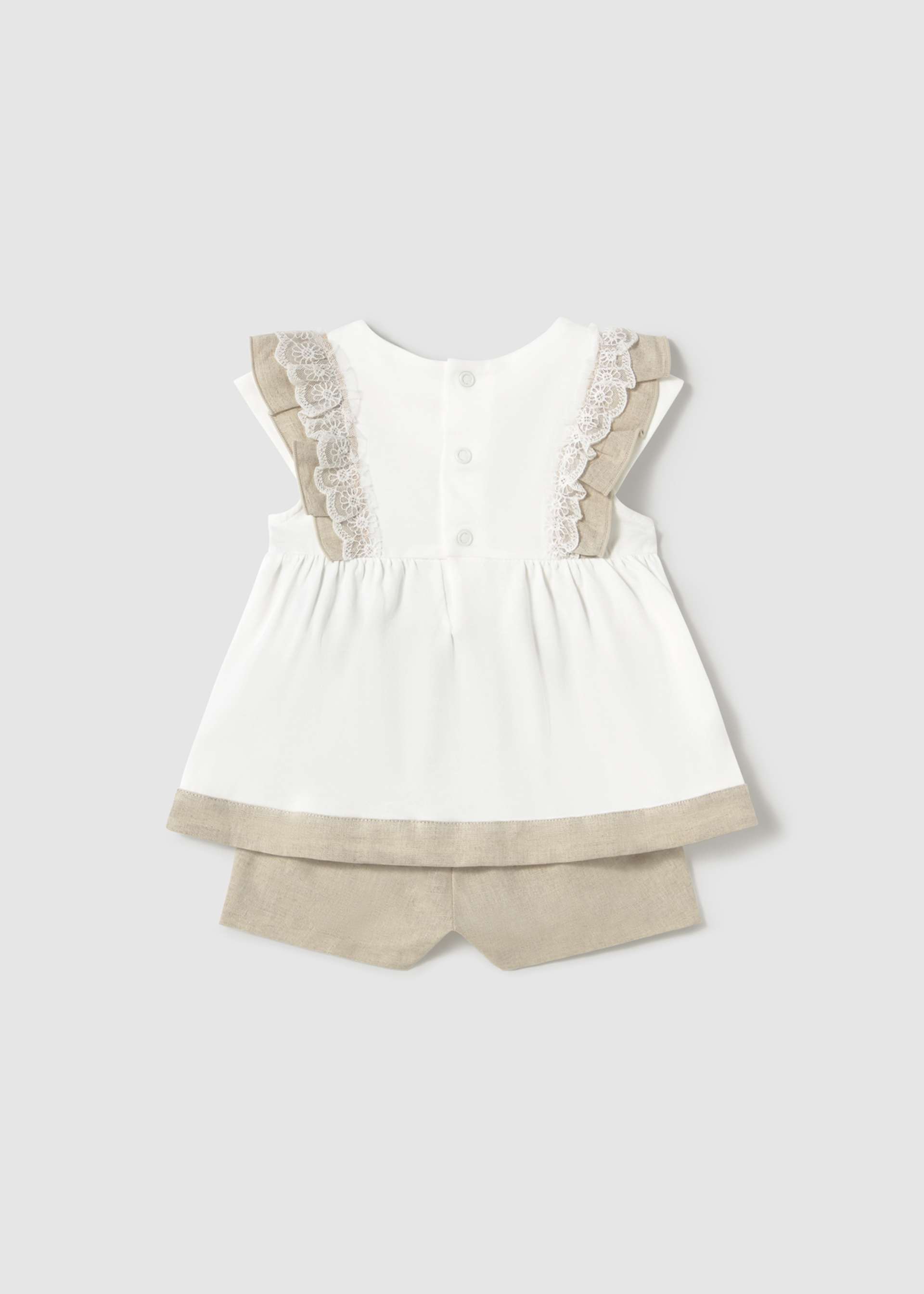 Baby linen shorts and blouse set Baby linen shorts and blouse set