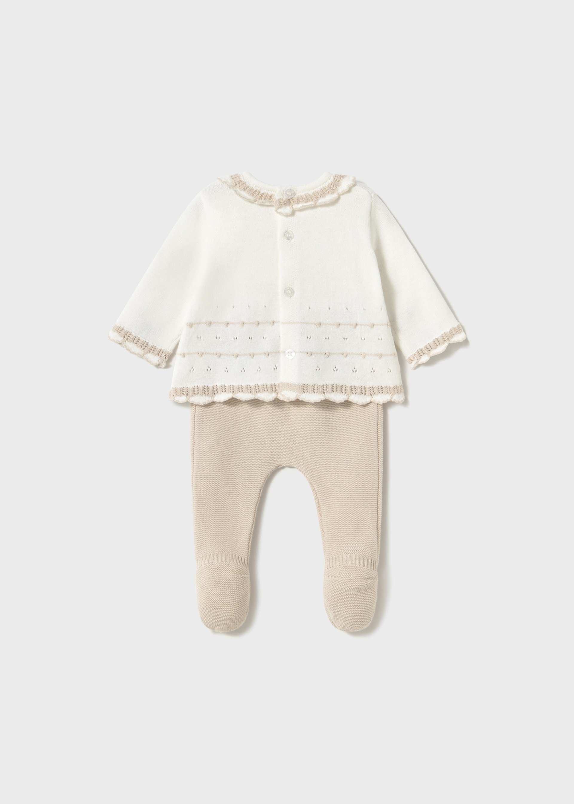 Conjunto pantalón y suéter tricot recién nacida