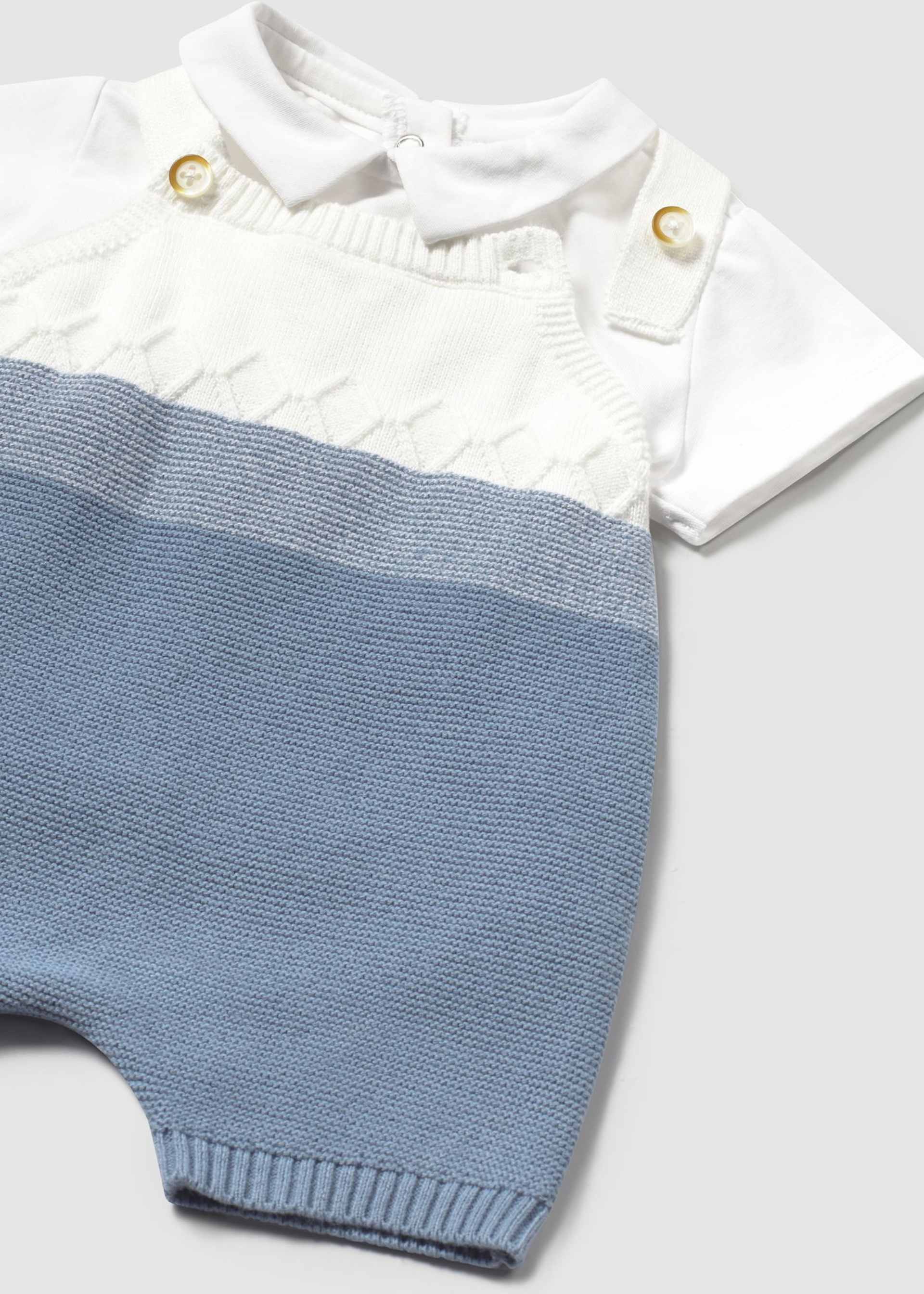 Conjunto peto tricot y camiseta recién nacido Conjunto peto tricot y camiseta recién nacido