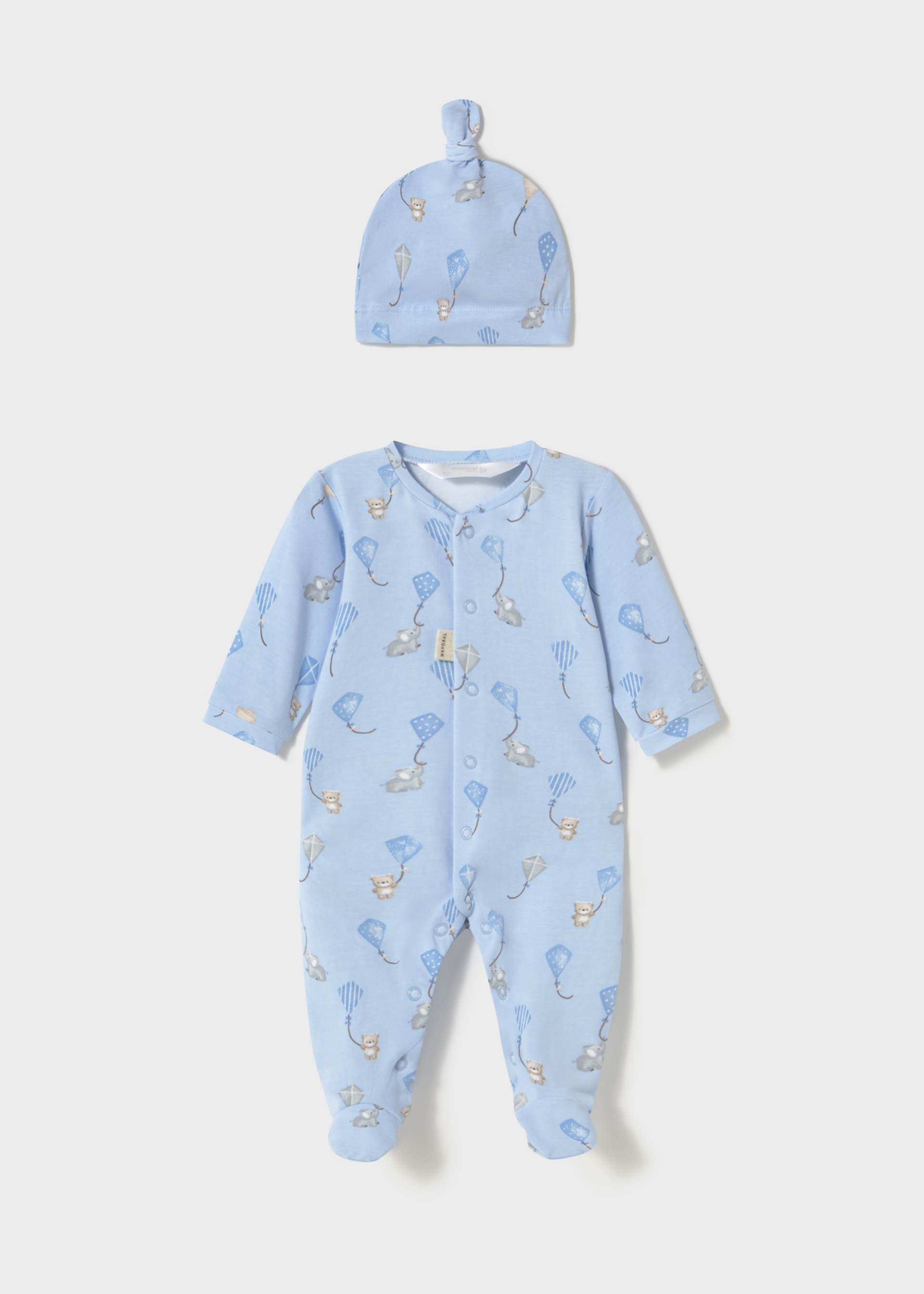 Newborn boy romper set with hat Newborn boy romper set with hat