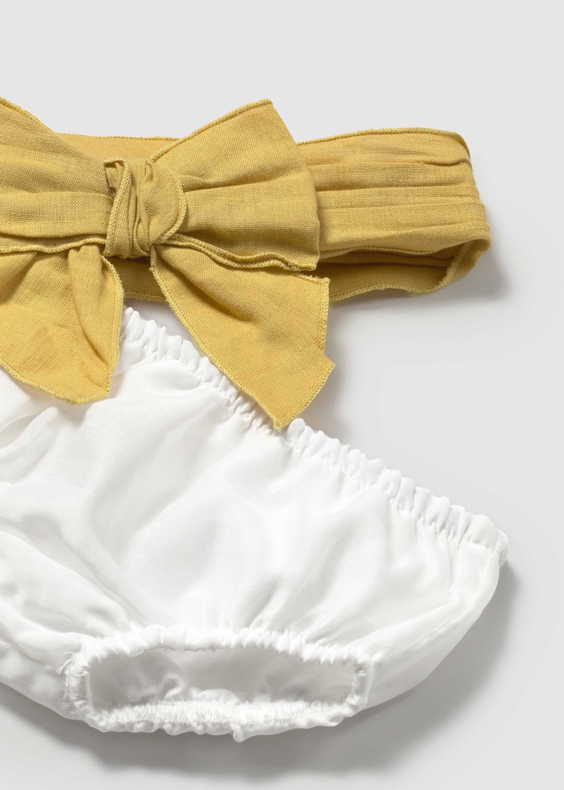 Vestido con cubrepañal y fajín recién nacida Vestido con cubrepañal y fajín recién nacida