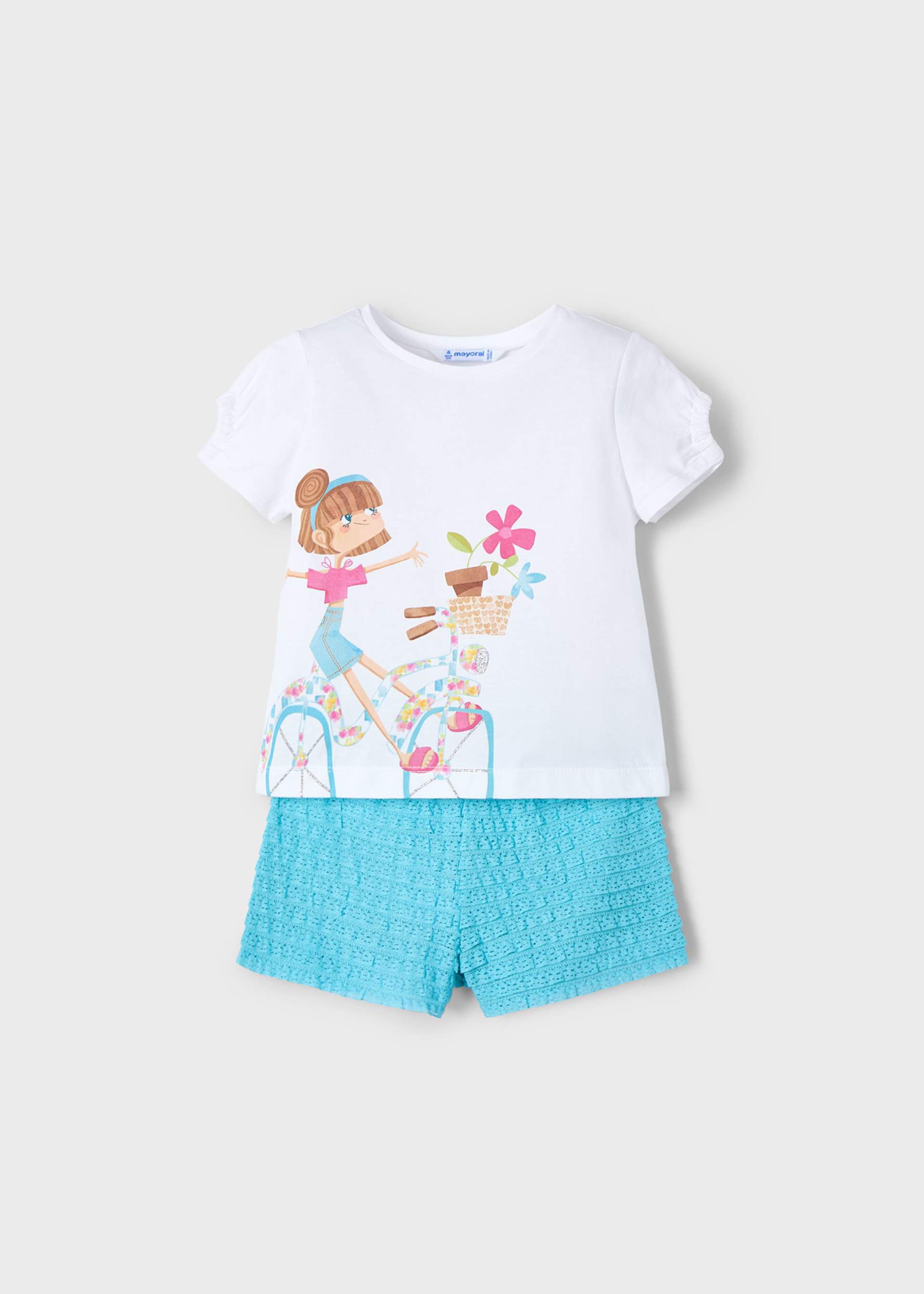 Conjunto pantalón corto fantasía y camiseta niña Conjunto pantalón corto fantasía y camiseta niña