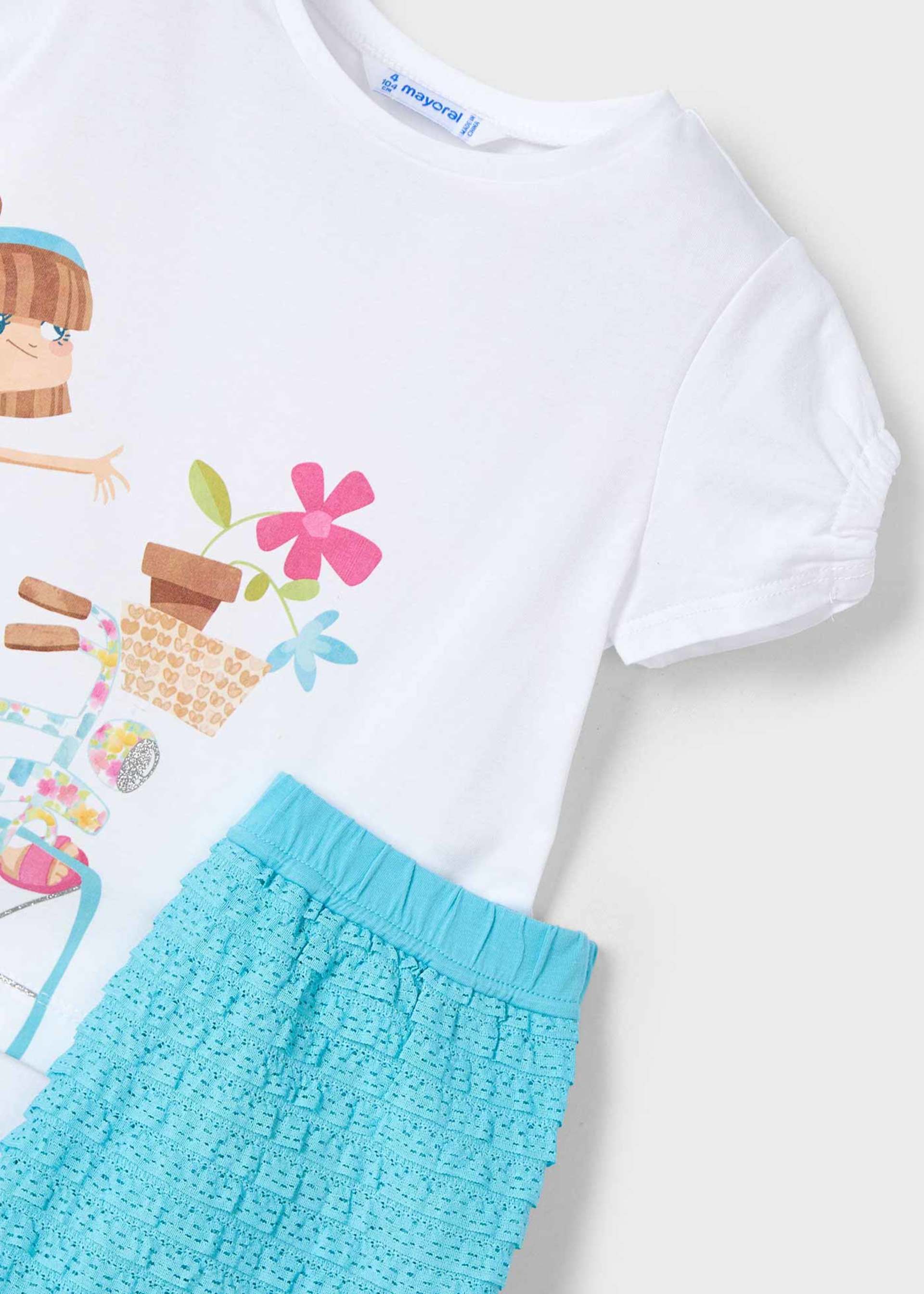 Conjunto pantalón corto fantasía y camiseta niña Conjunto pantalón corto fantasía y camiseta niña