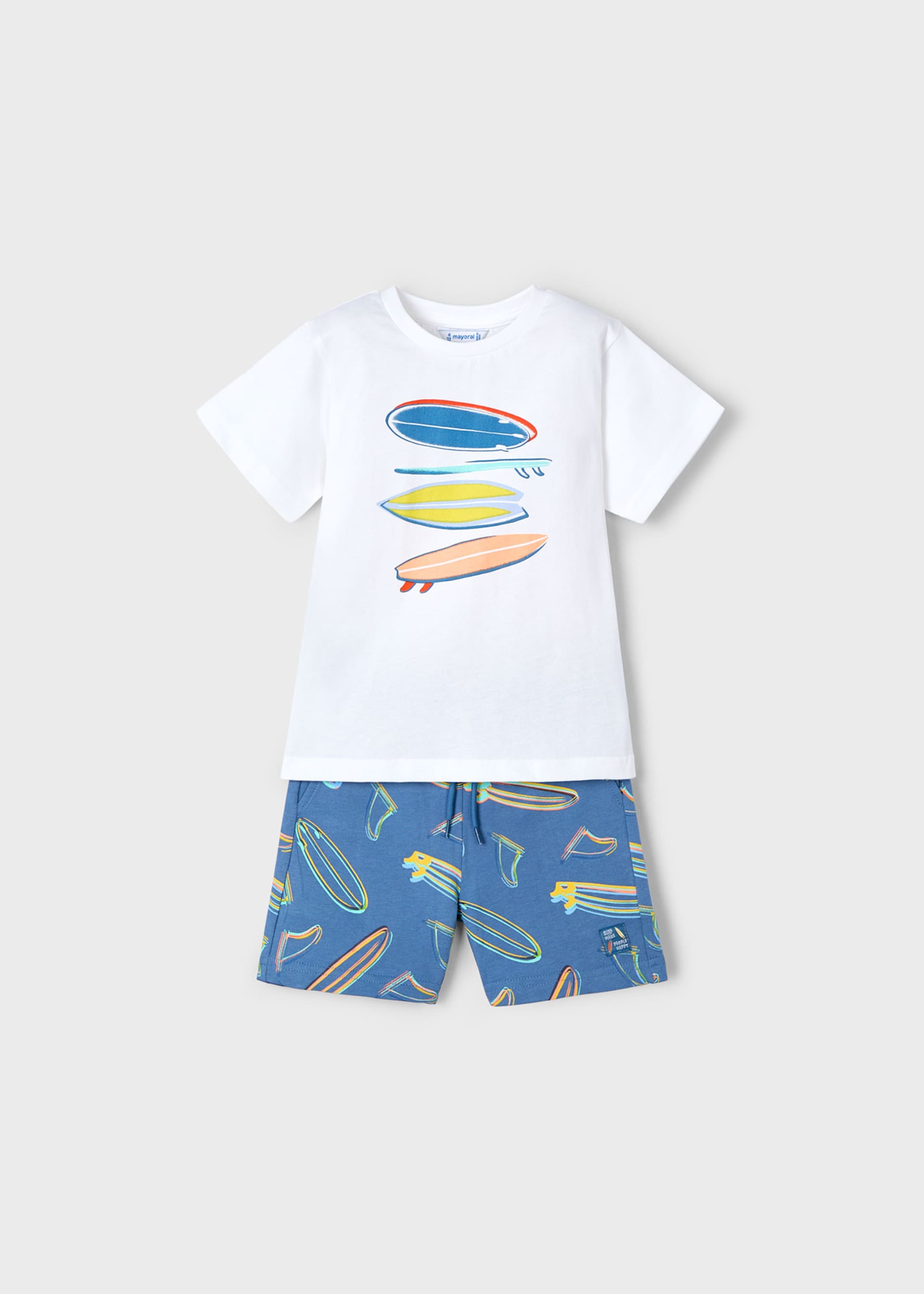 Conjunto bermudas e t-shirt verão menino Conjunto bermudas e t-shirt verão menino