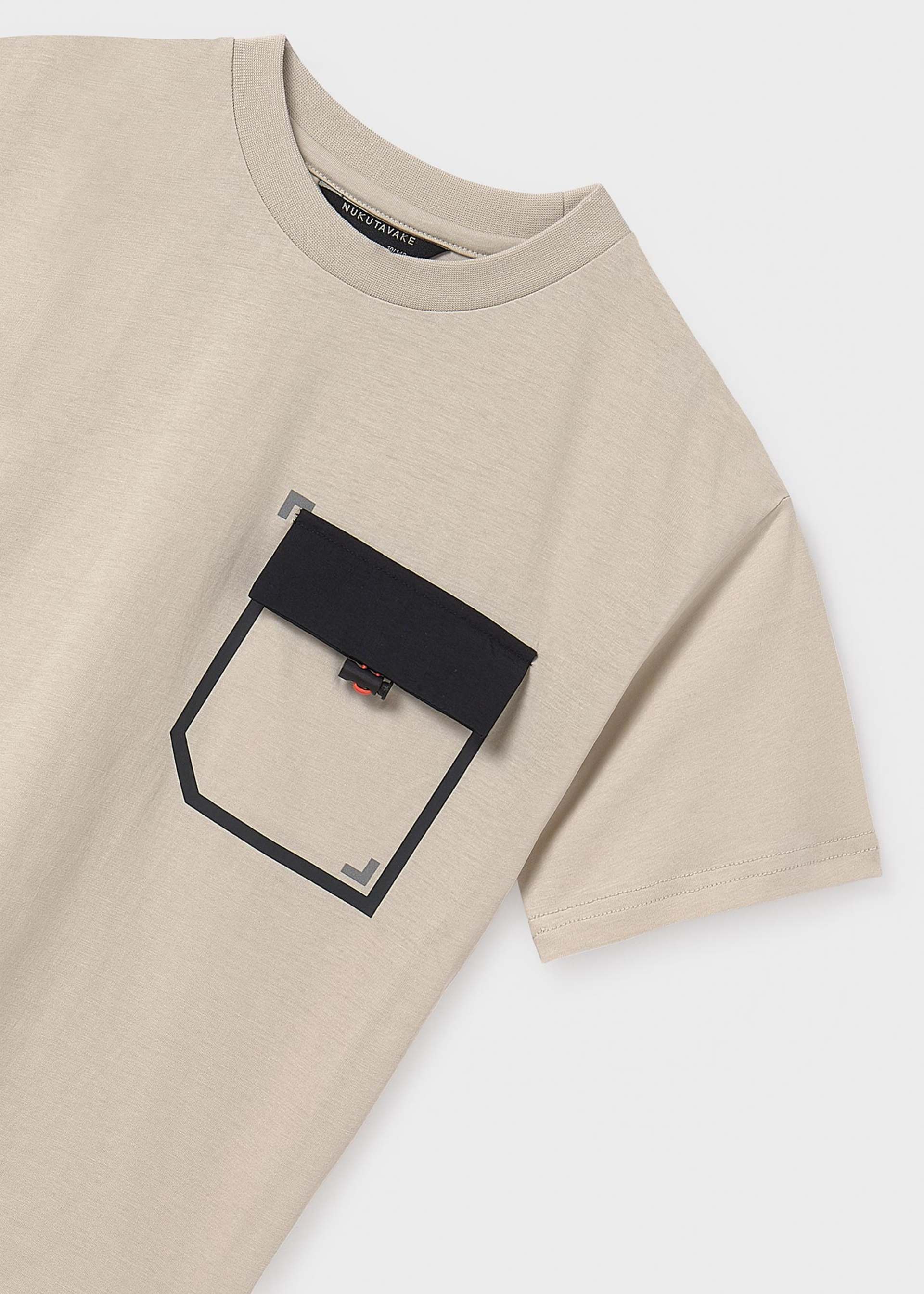 Boy contrast pocket t-shirt Boy contrast pocket t-shirt