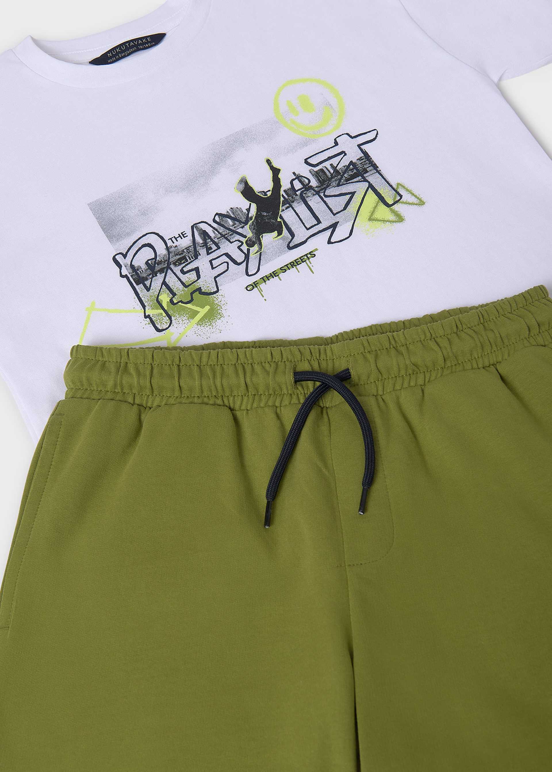 Conjunto bermuda y playera urbana chico