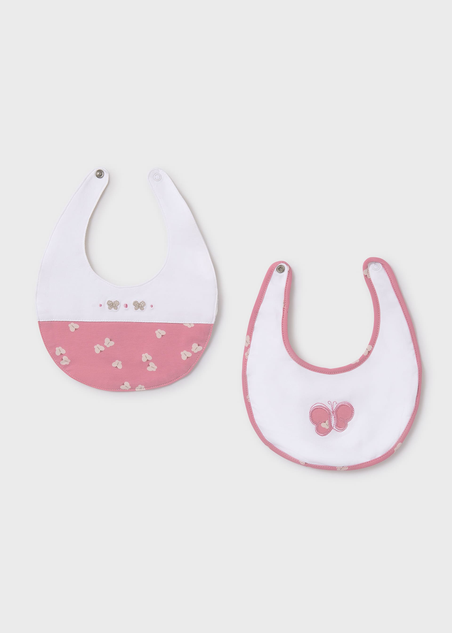 Baby Set of 2 Waterproof Bibs Baby Set of 2 Waterproof Bibs