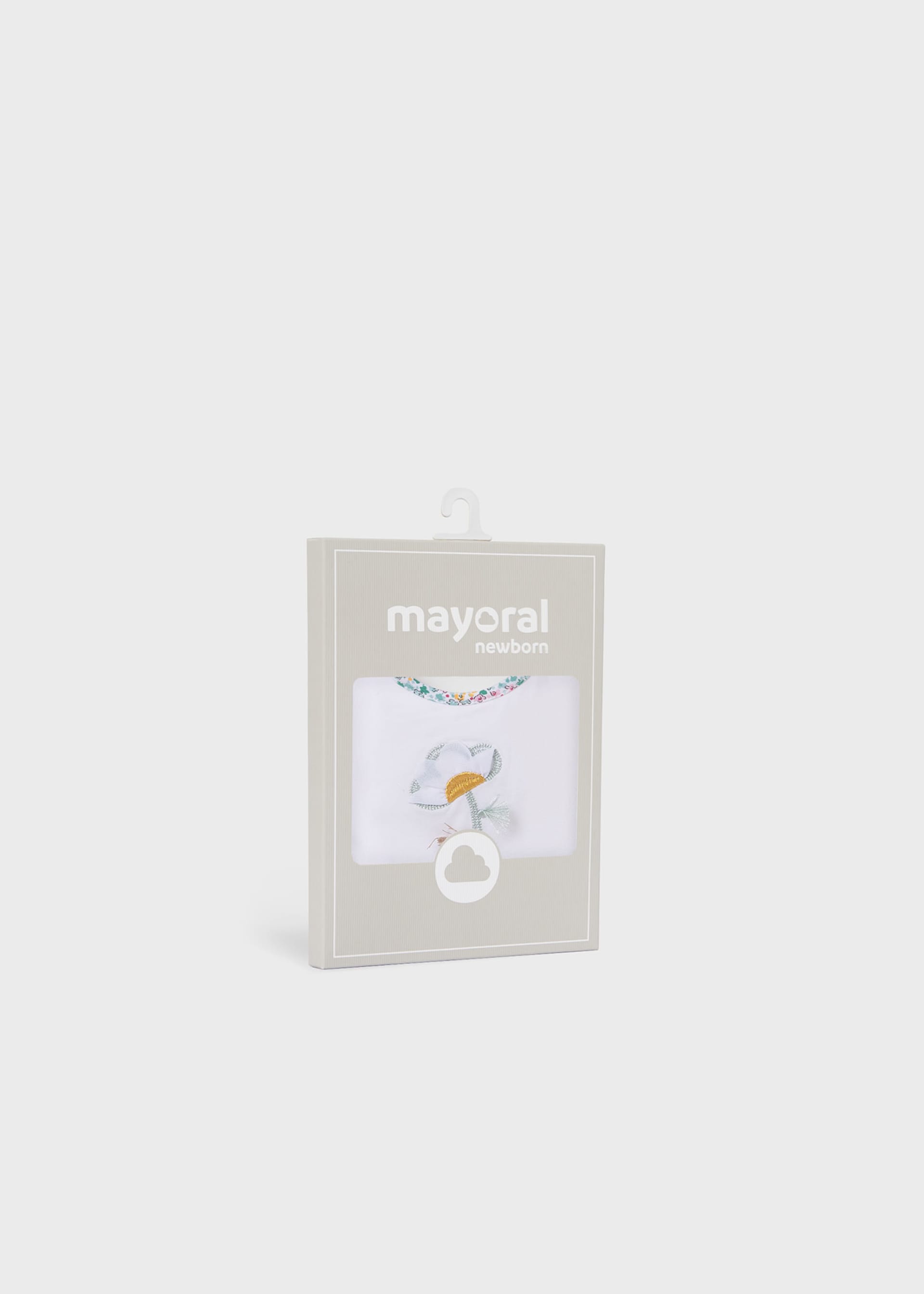 Baby set of 2 waterproof bibs Baby set of 2 waterproof bibs