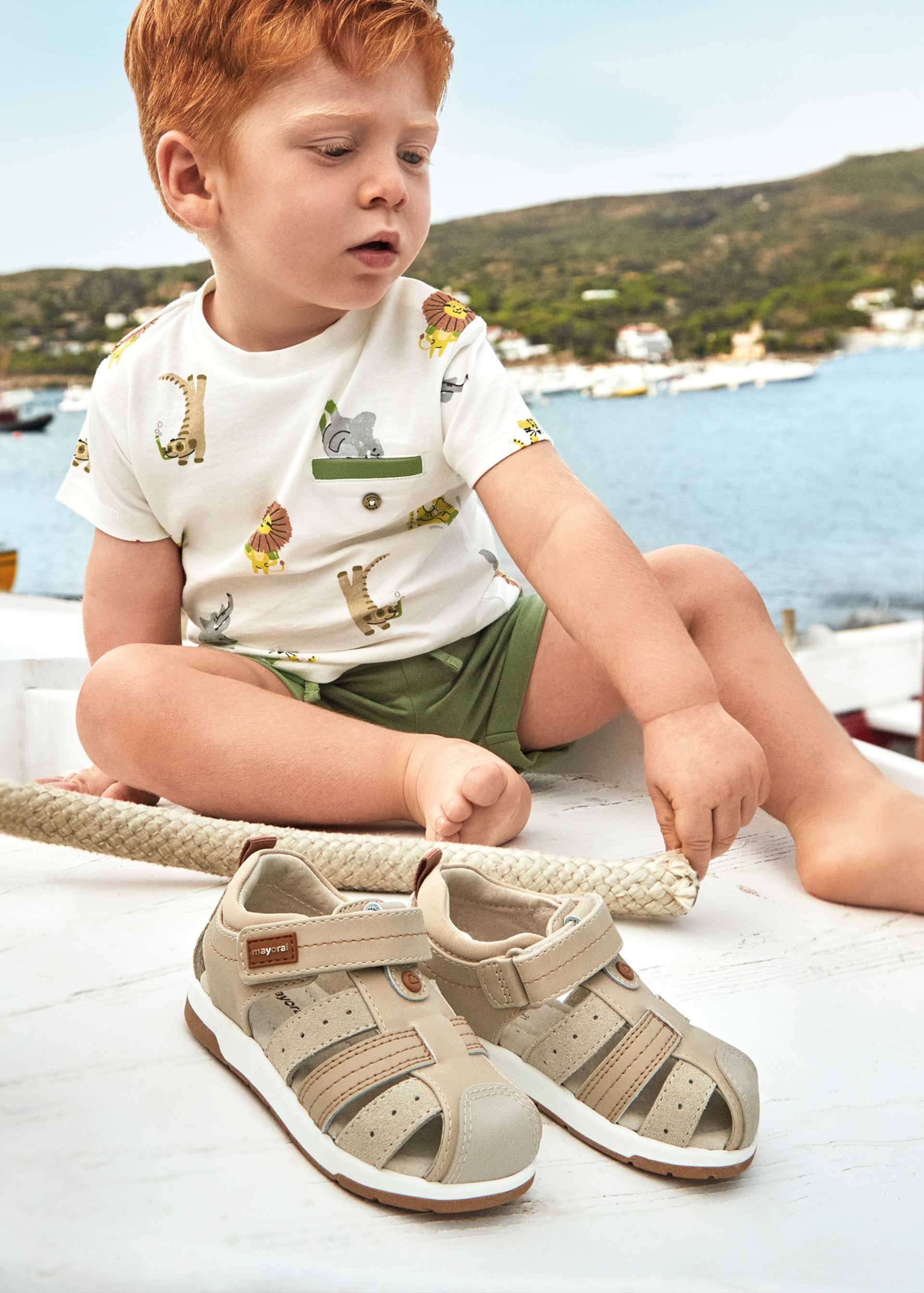 Sandales en cuir bébé