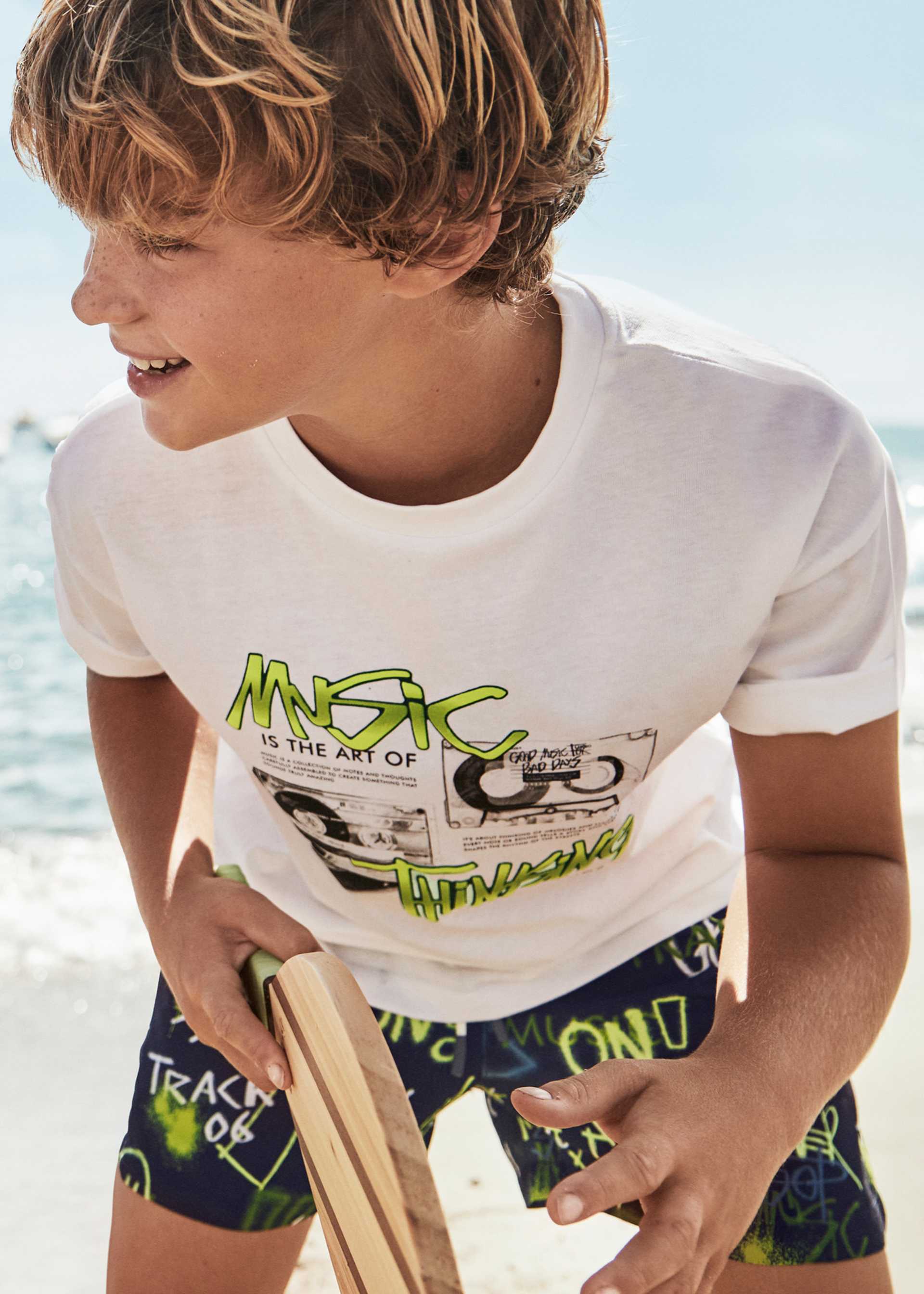 Boy set of 2 graphic t-shirts Boy set of 2 graphic t-shirts