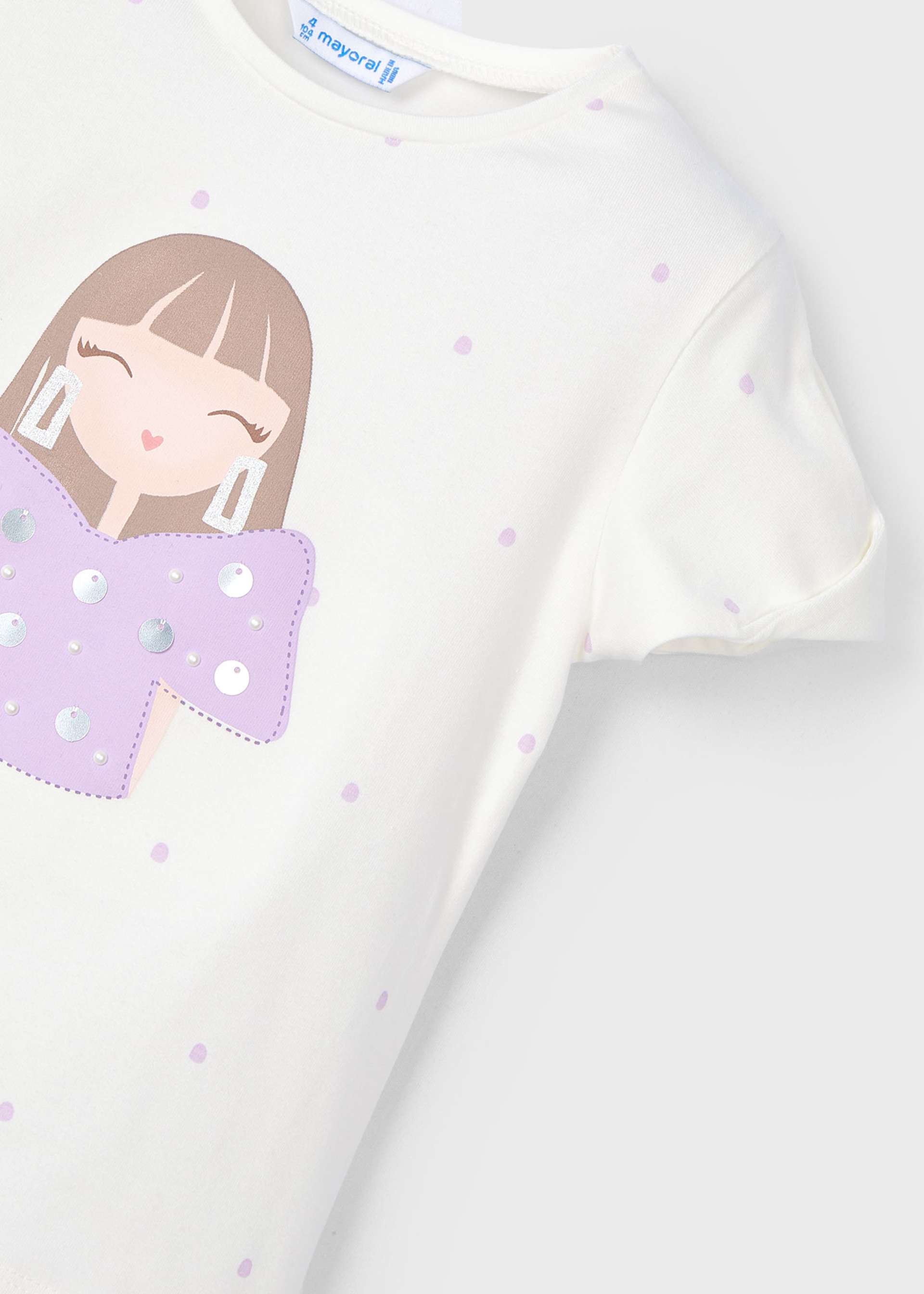 Girl doll T-shirt Girl doll T-shirt