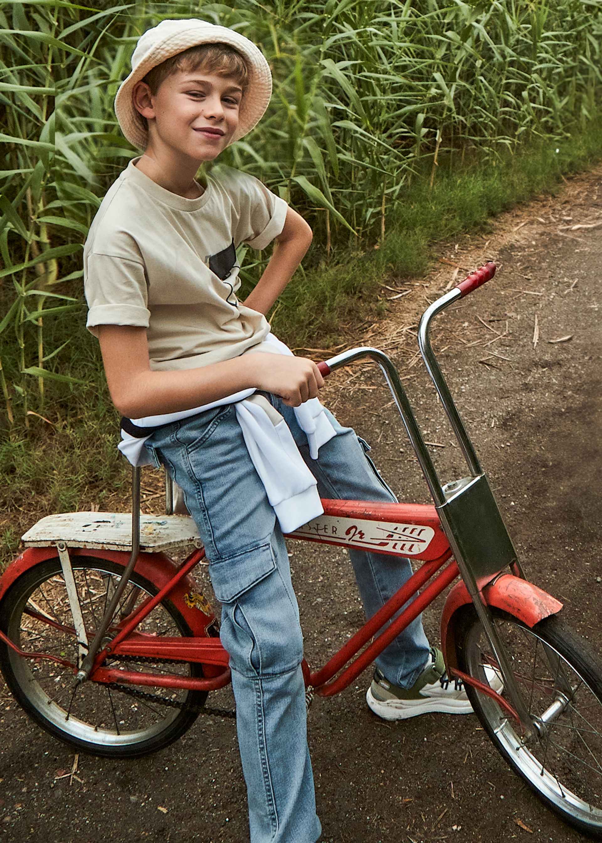 Pantalon cargo en denim garçon Pantalon cargo en denim garçon