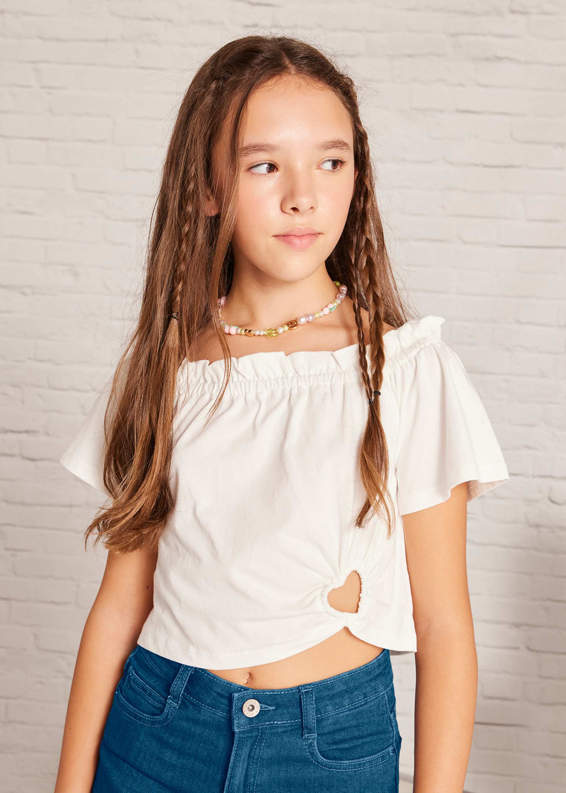 Camiseta detalle corazón chica