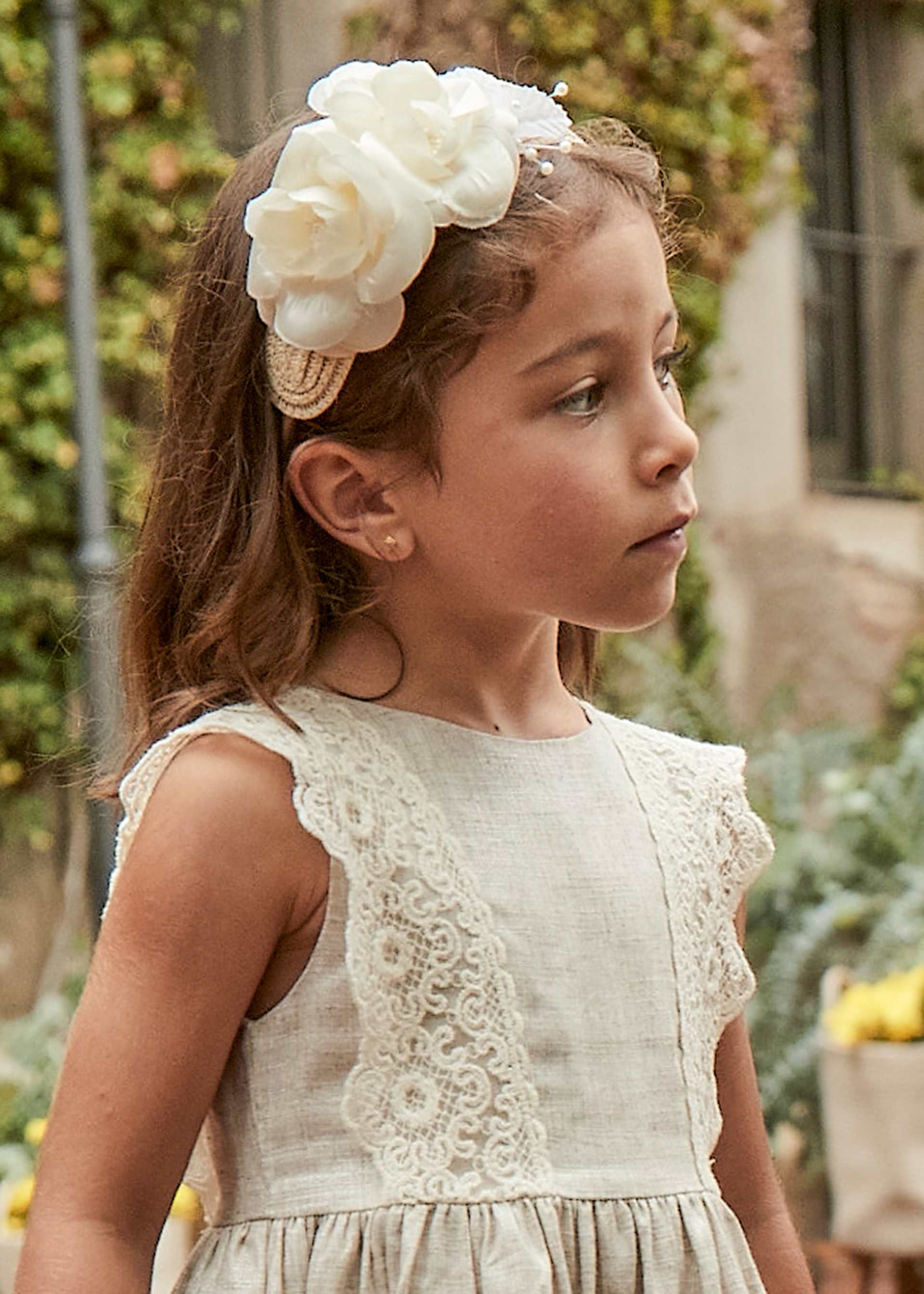 Diadema flores niña