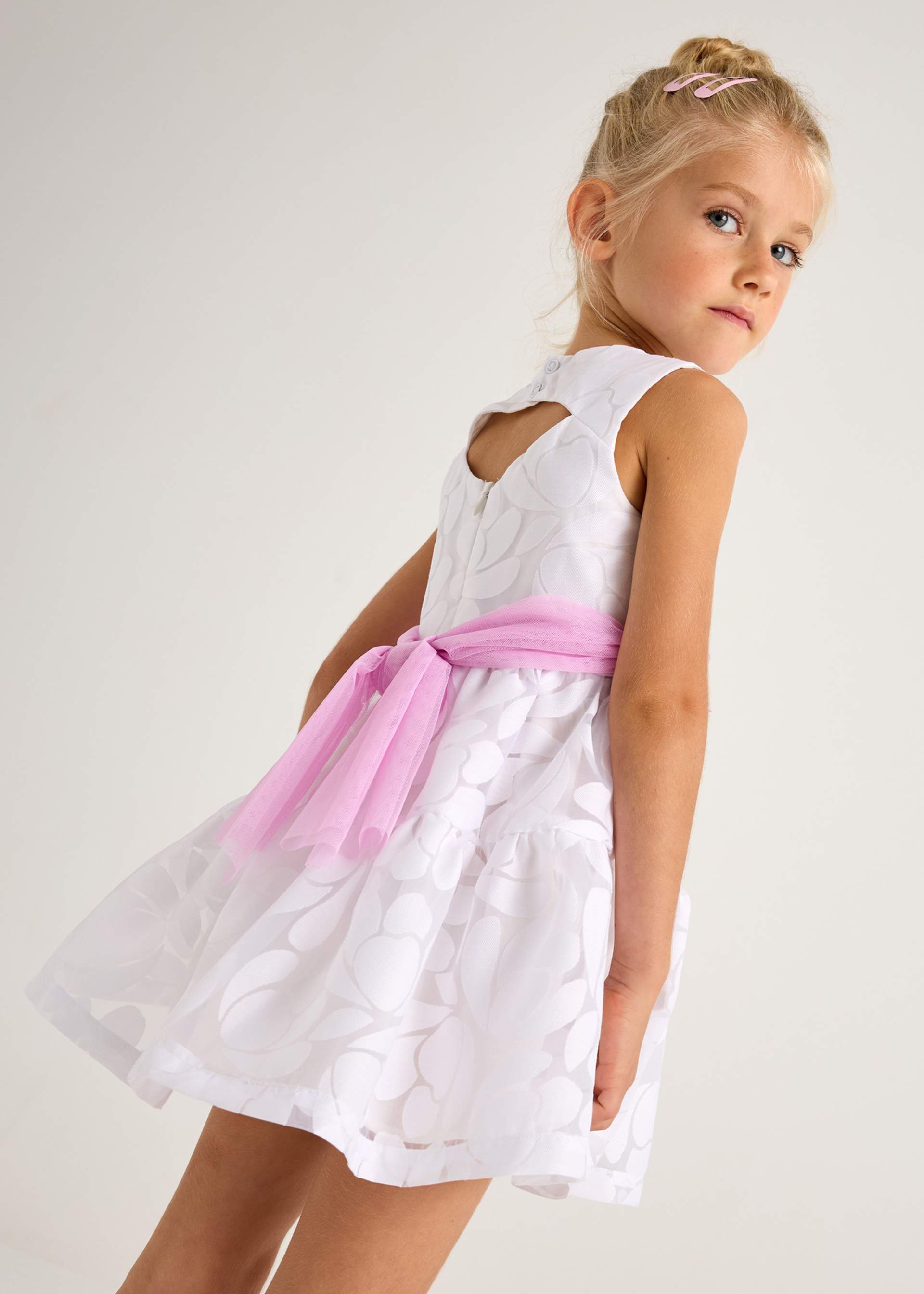 Robe dévoré avec ceinture de fleurs fille Robe dévoré avec ceinture de fleurs fille