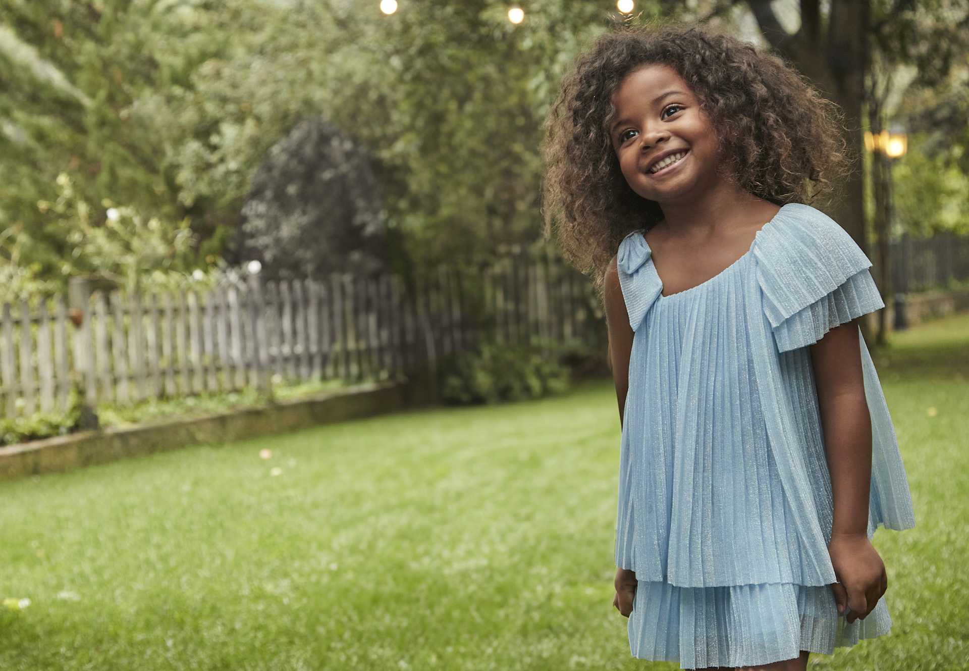 Vestido assimétrico plissado menina