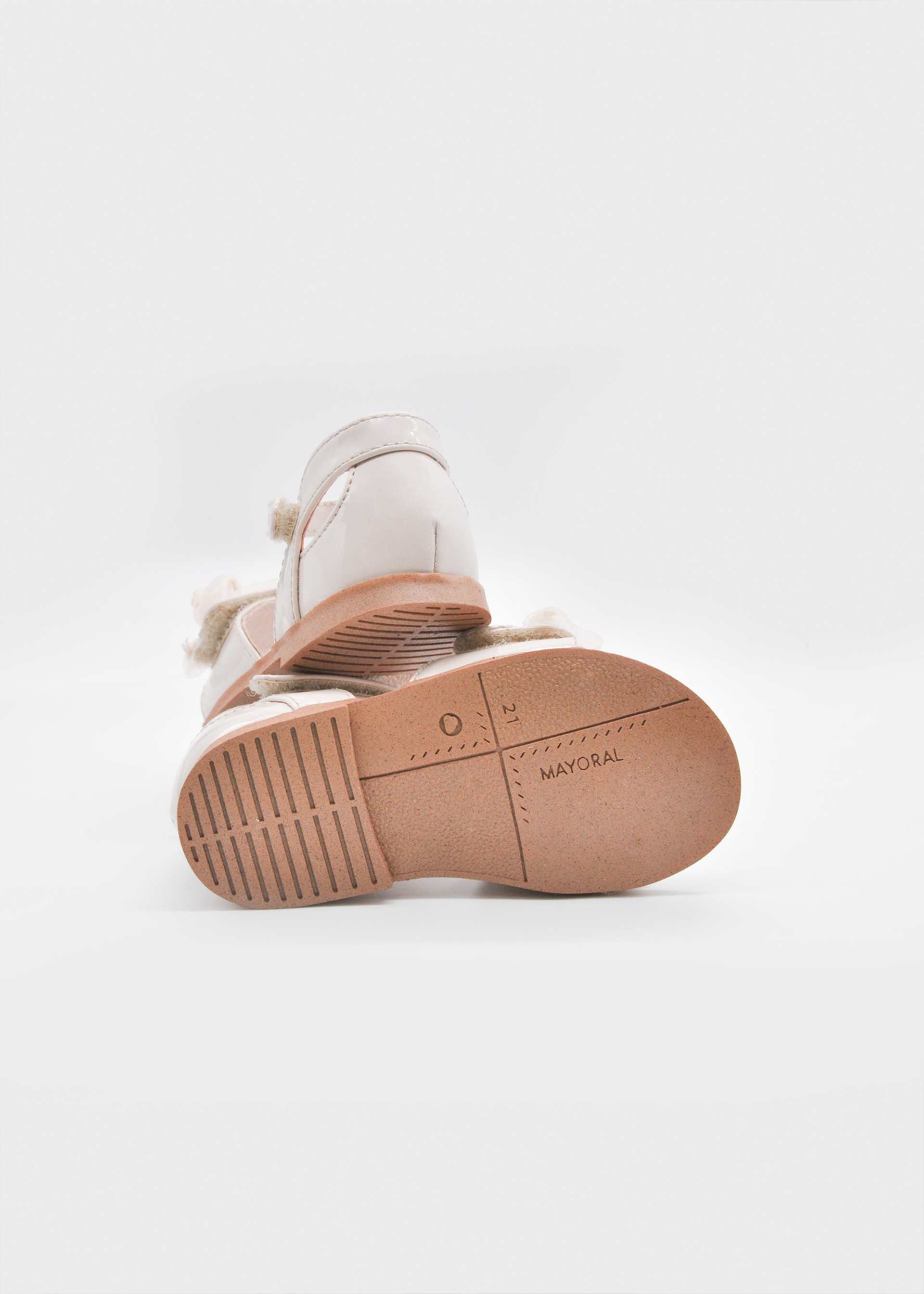 Sandales en cuir verni bébé Sandales en cuir verni bébé