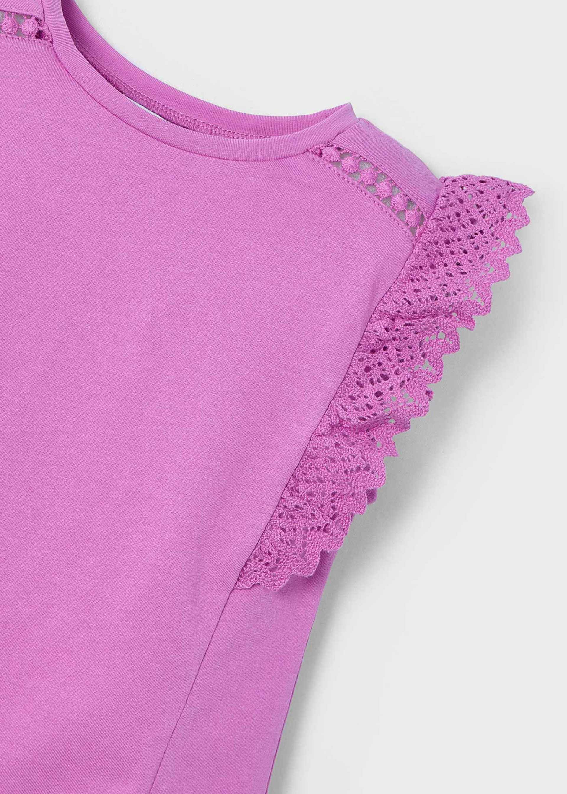 Girl Crochet Details T-Shirt Girl Crochet Details T-Shirt