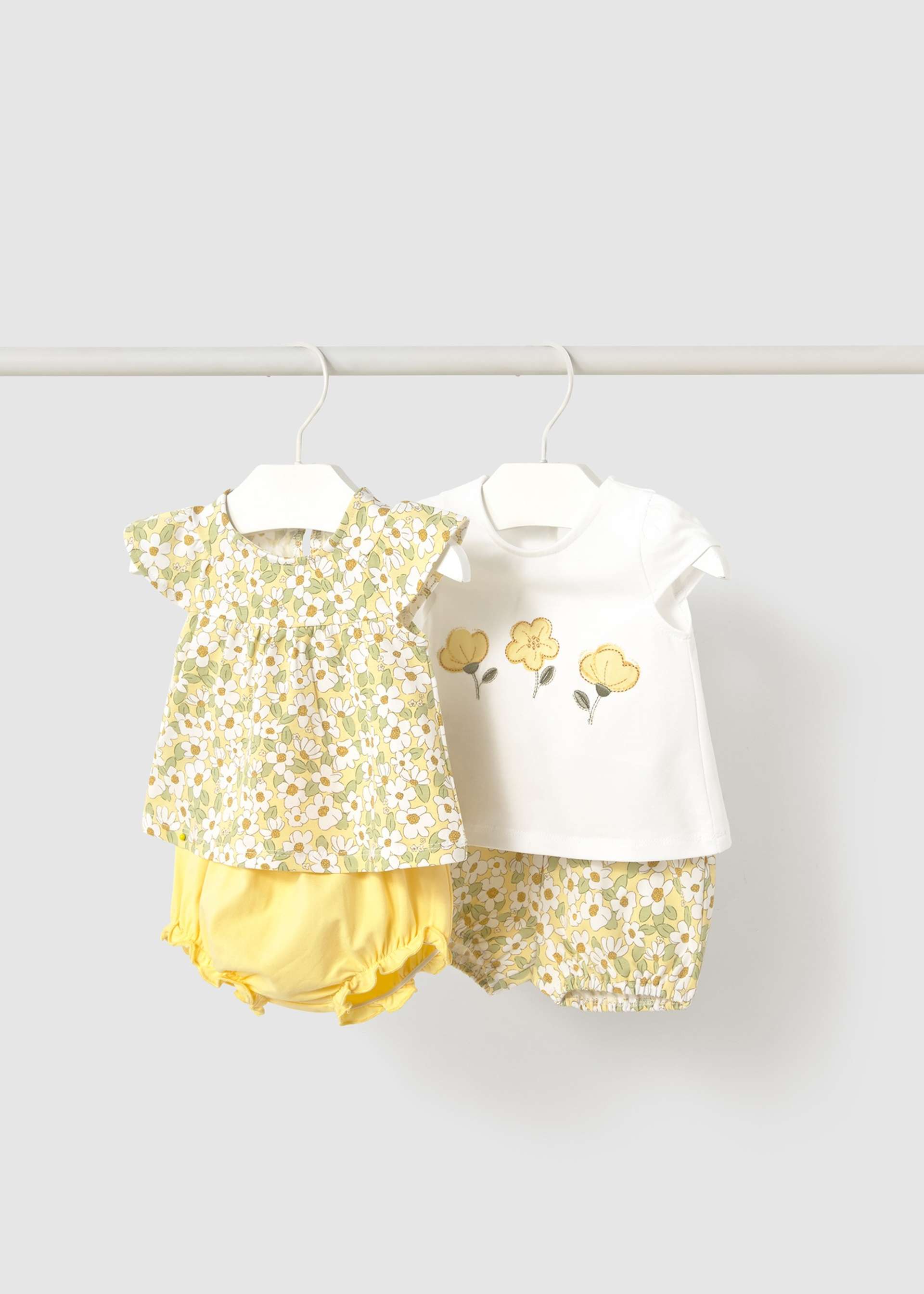 Newborn girl 4 print piece set