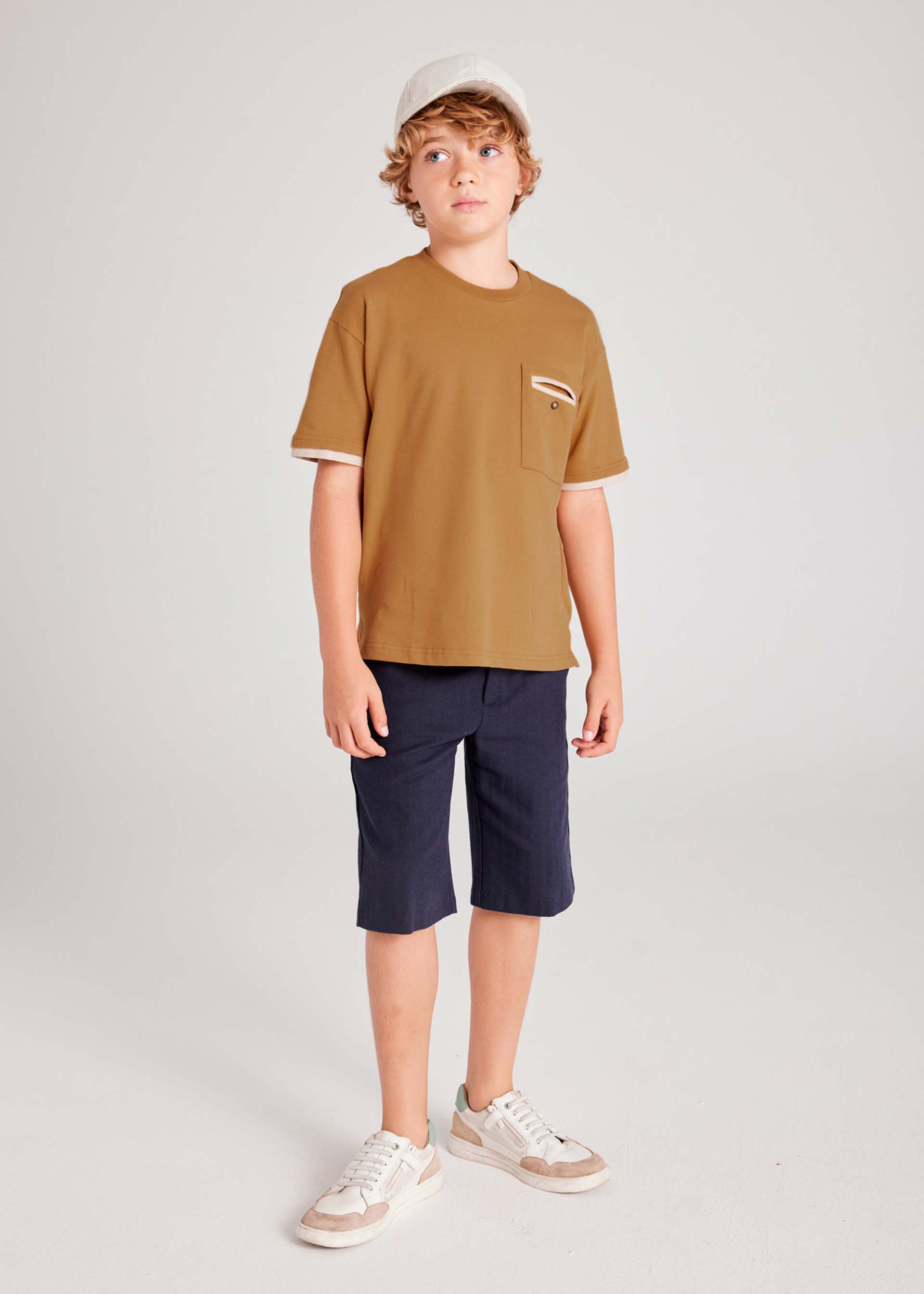 Boy contrast t-shirt Boy contrast t-shirt