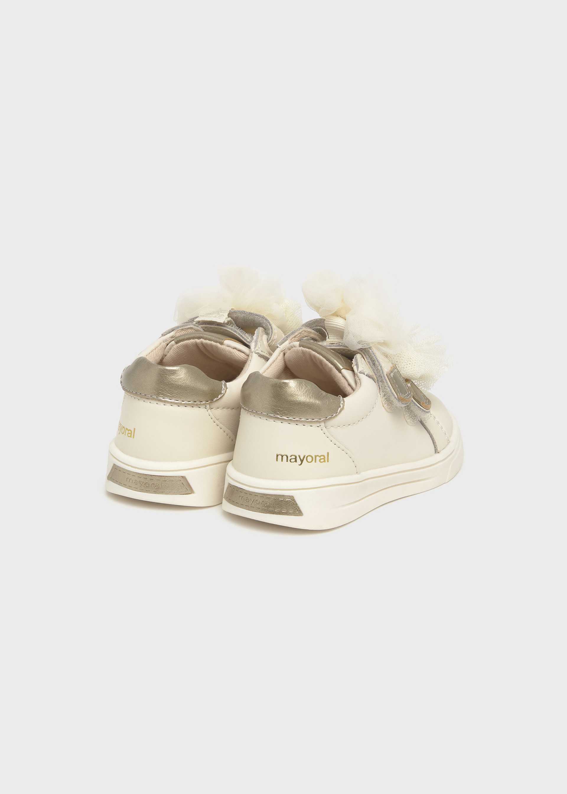 Baby trainers with bows Baby trainers with bows