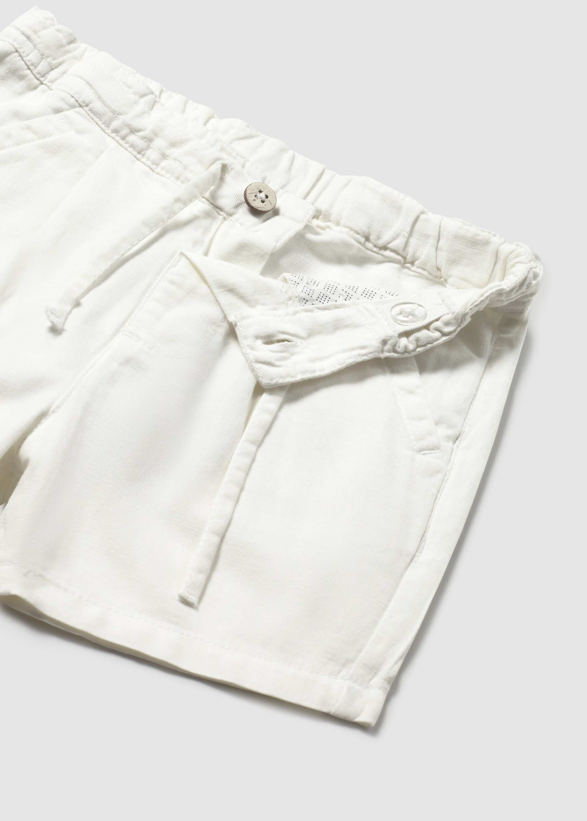 Baby loose fitted linen shorts Baby loose fitted linen shorts