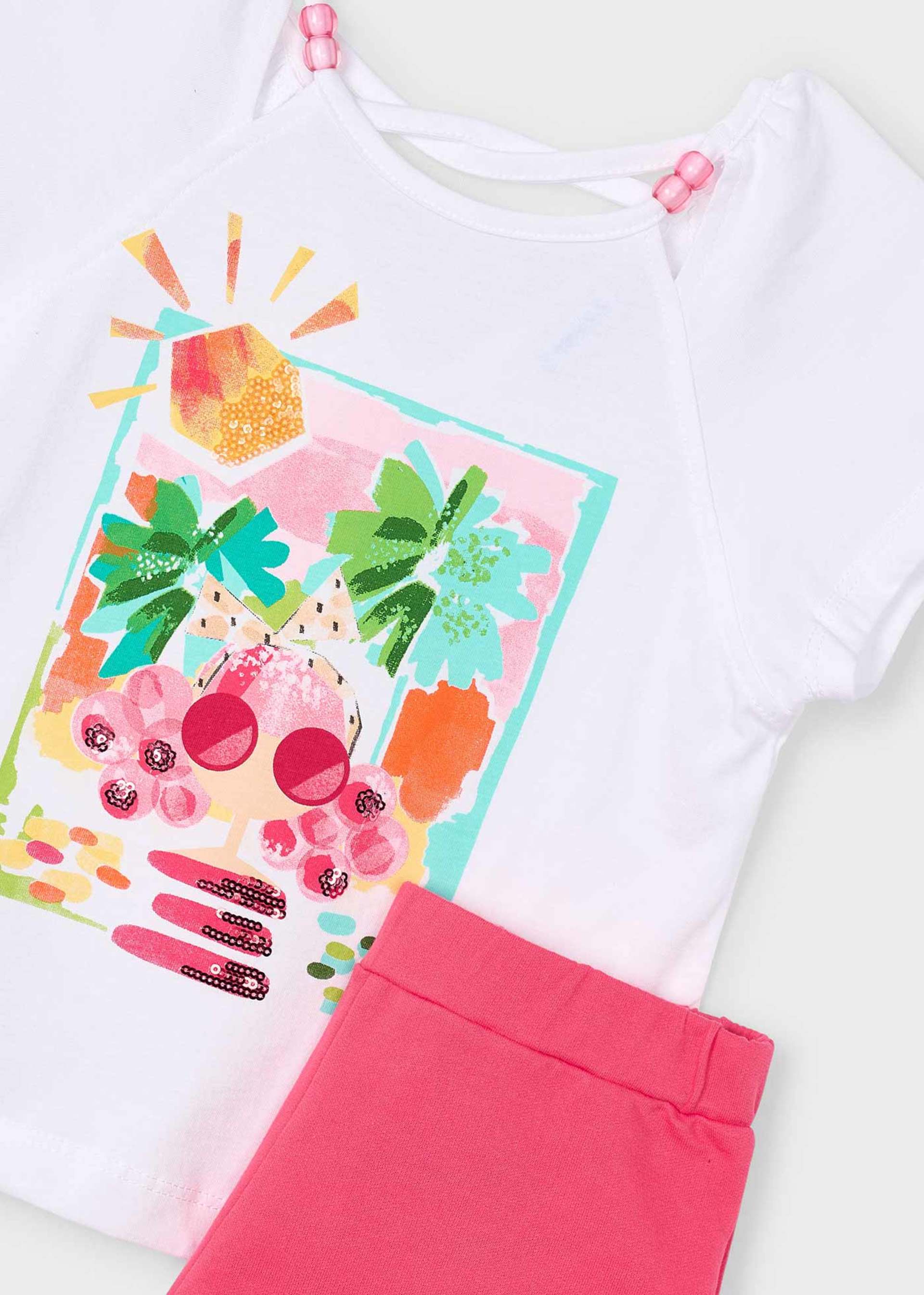 Conjunto pantalón corto y camiseta estampado niña