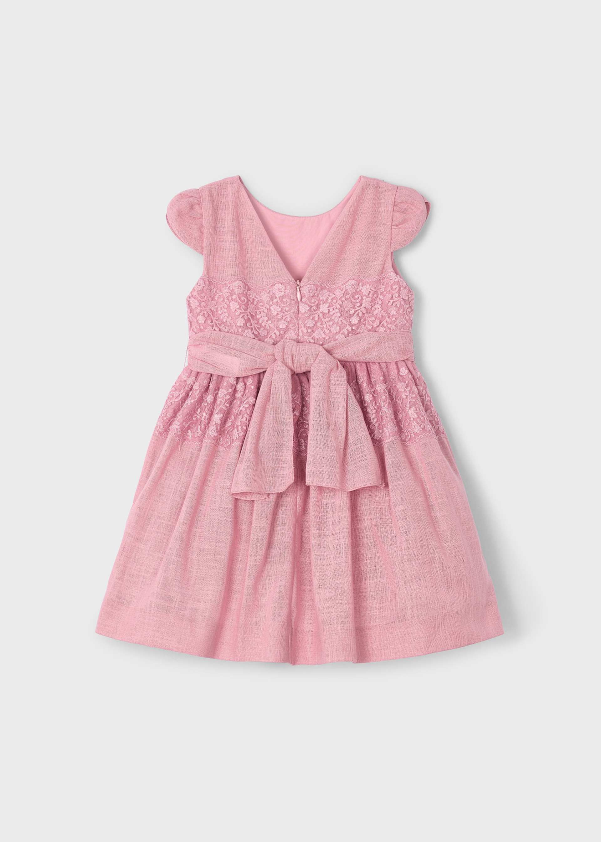 Robe à détails en dentelle avec ceinture fille Robe à détails en dentelle avec ceinture fille
