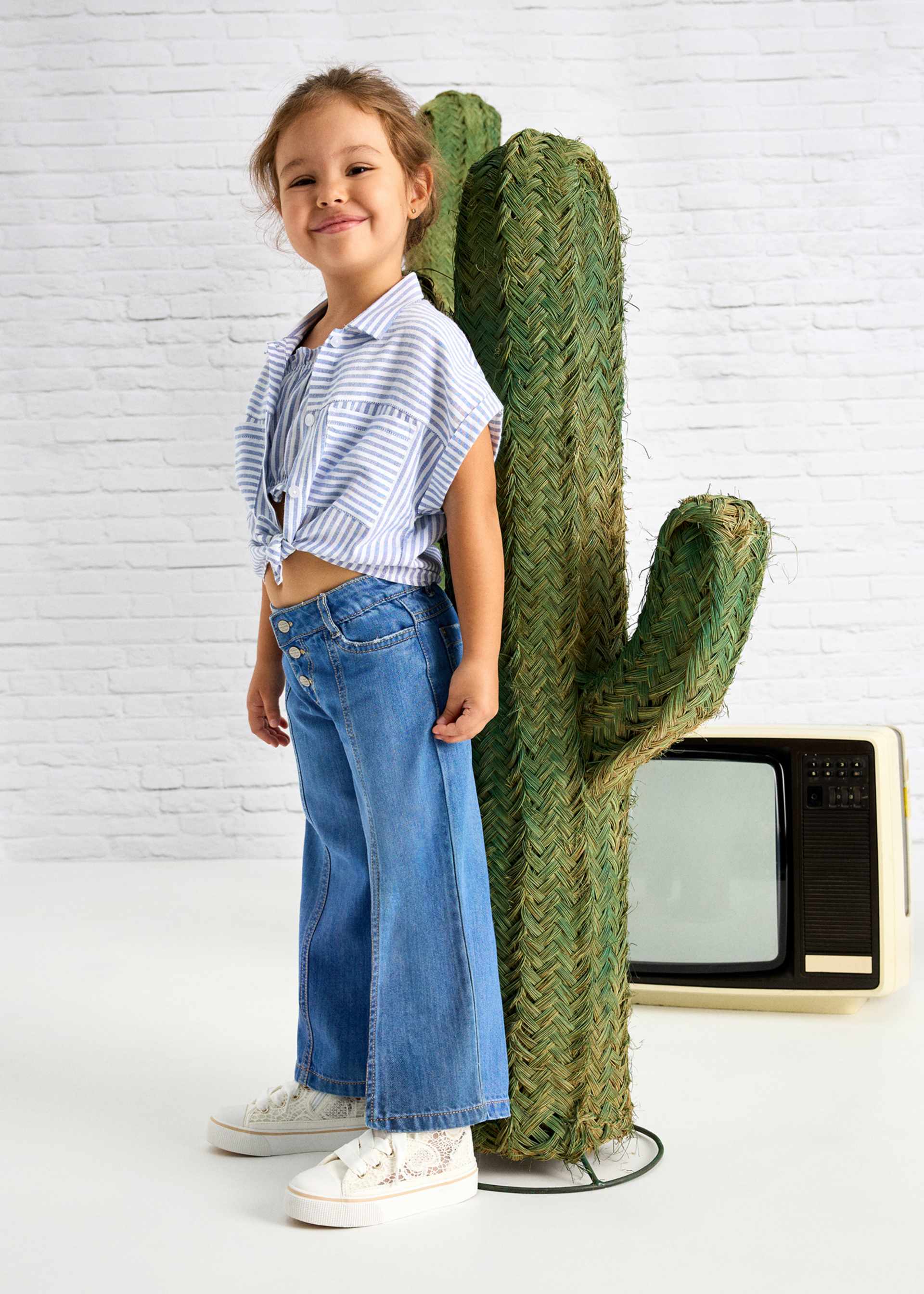 Szerokie spodnie jeansowe dla dziewczynki