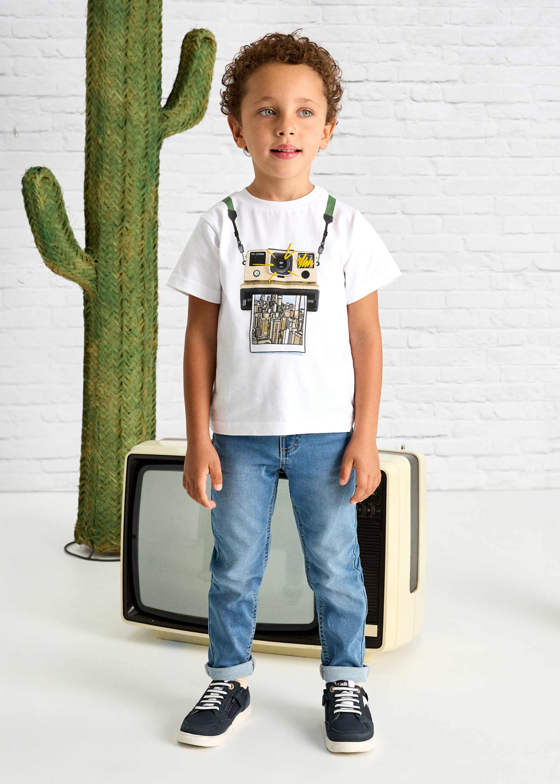Pantalón de mezclilla ajustado niño
