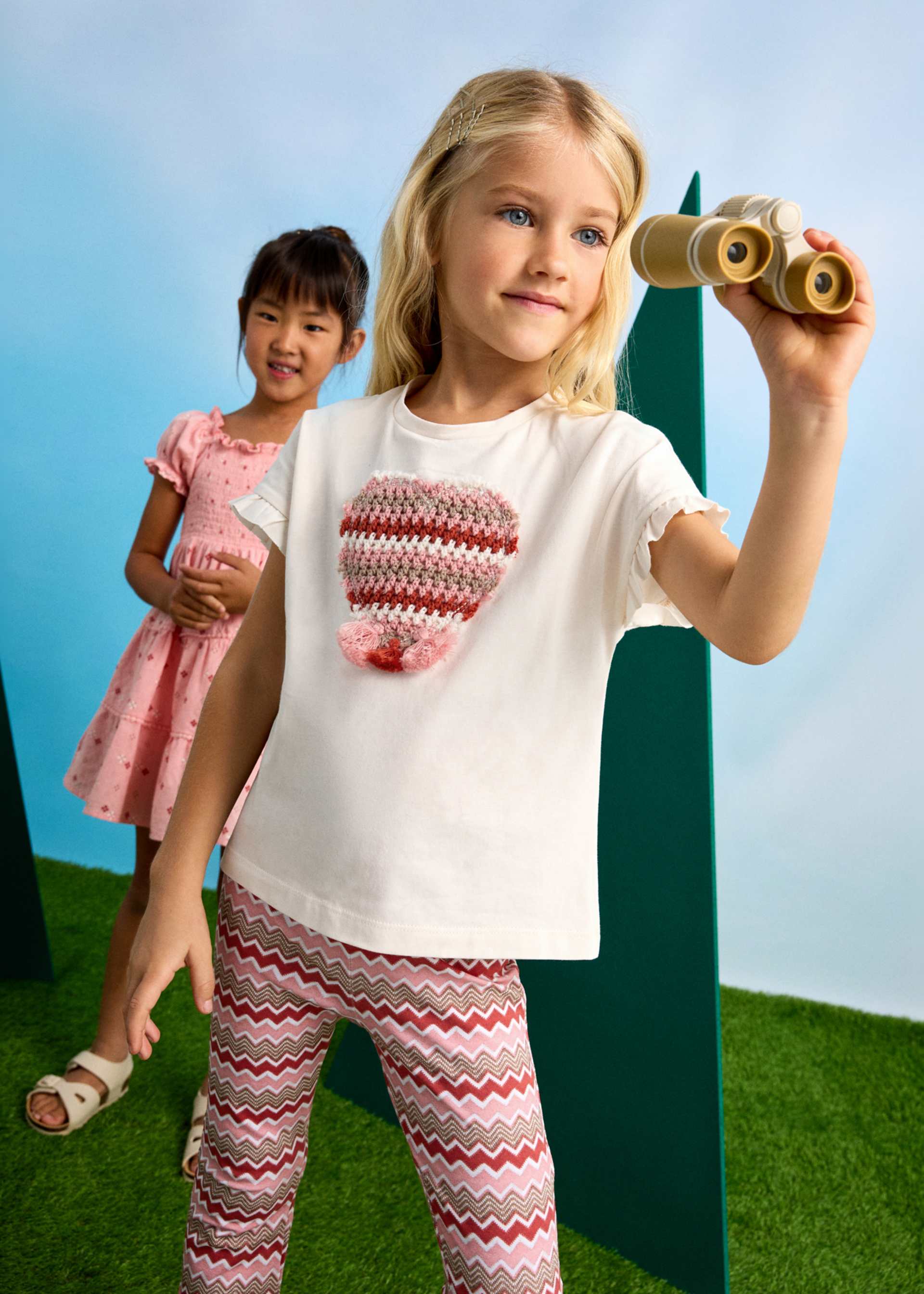 Girl Flared Leggings and T-Shirt Set Girl Flared Leggings and T-Shirt Set