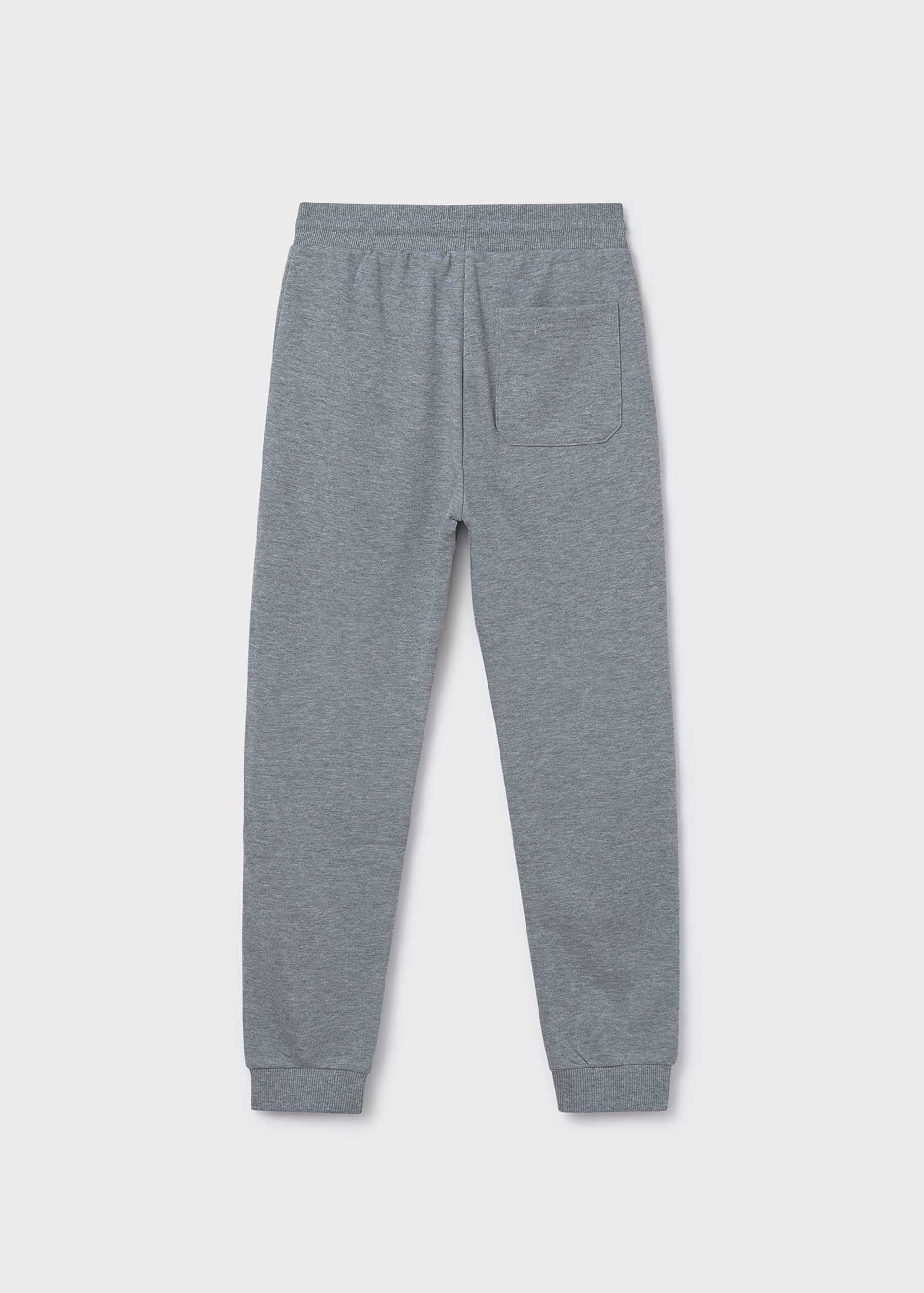 Pantalón deportivo básico chico