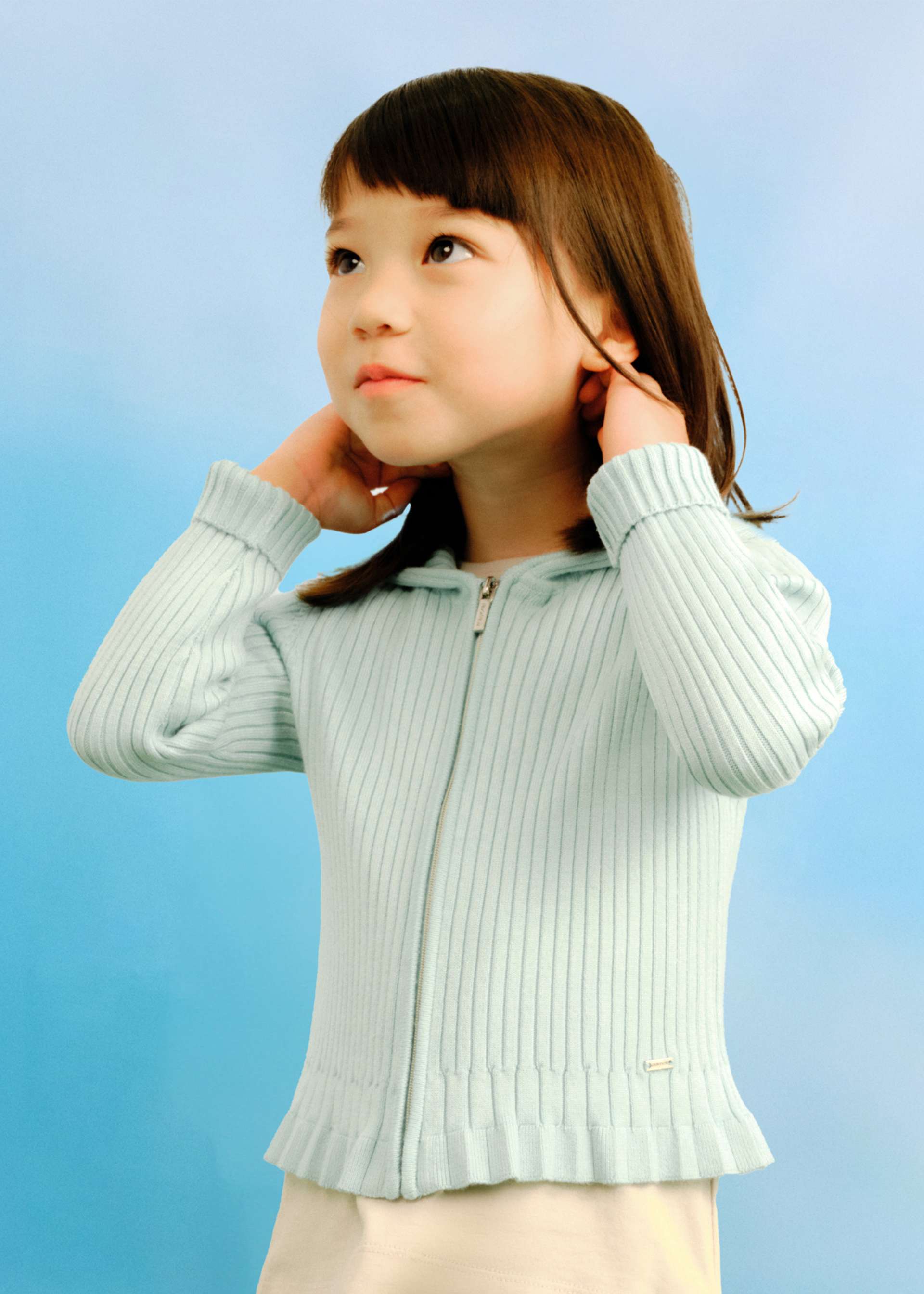 Bluza dzianinowa z kapturem dla dziewczynki Bluza dzianinowa z kapturem dla dziewczynki